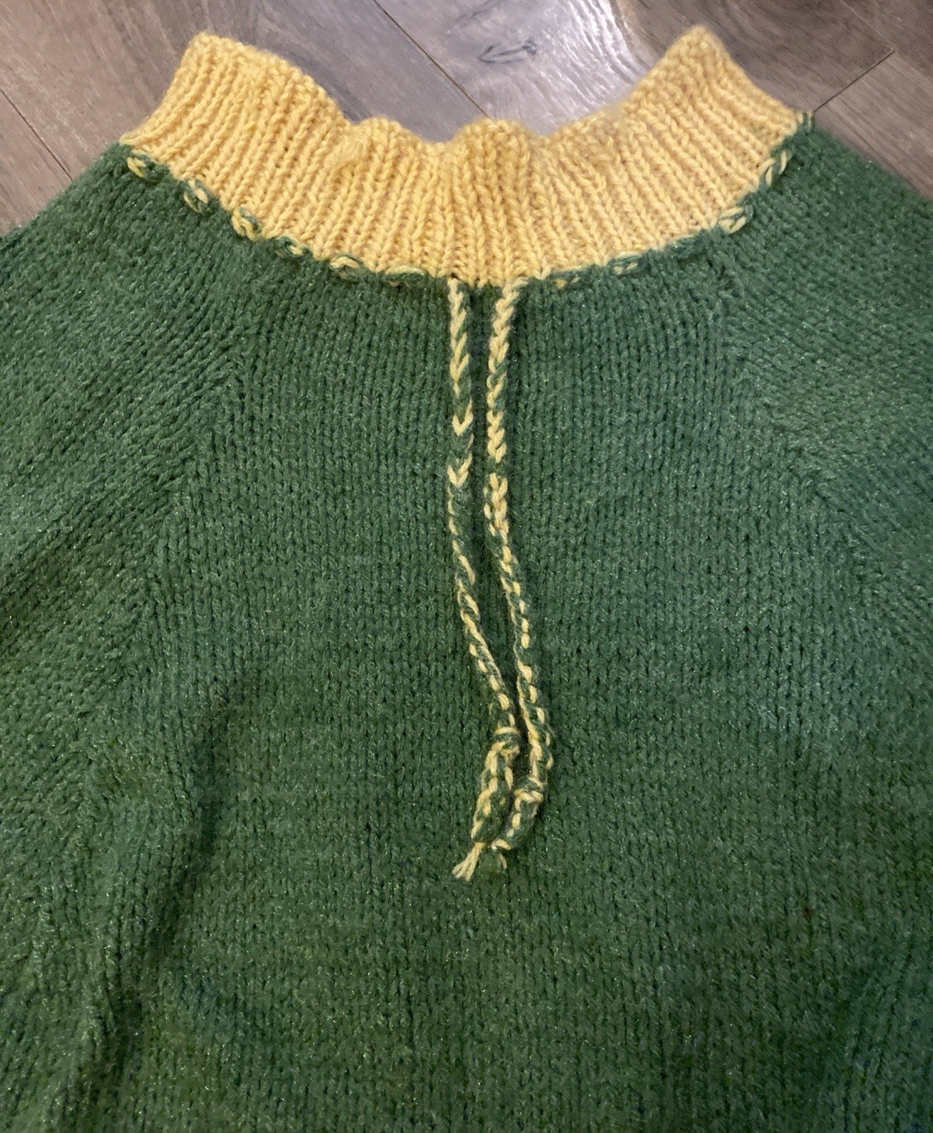 Wool Handmade Cape Poncho W/Drawstring Green Yellow 9” Opening 25.5”long Vintage