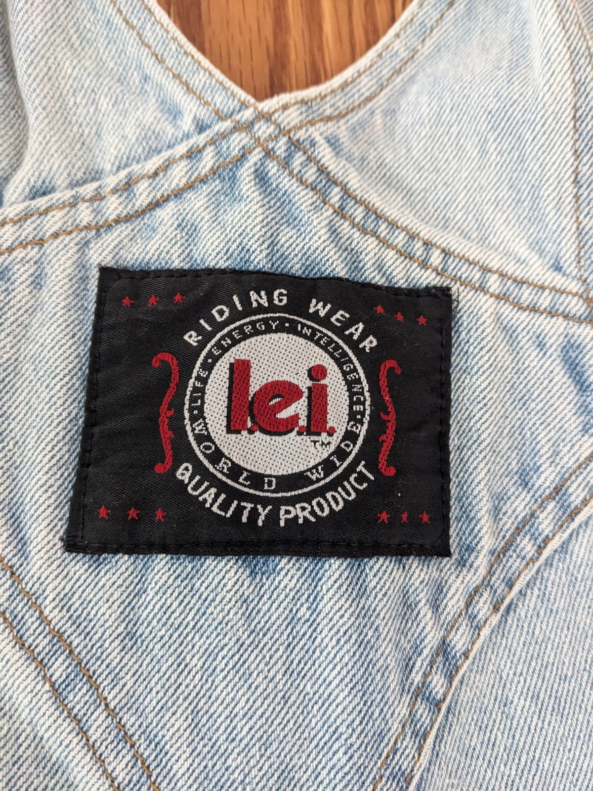 90s Vintage L.E.I. Shortalls lei embroidered overalls bib shorts denim jeans USA