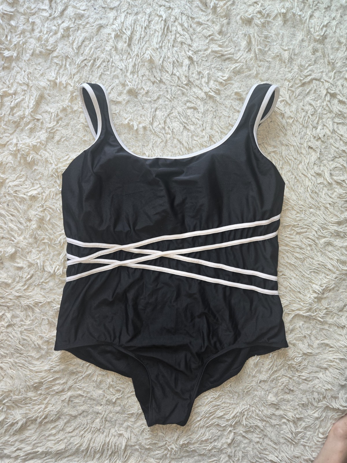 Miraclesuit Women&rsquo;s One Piece Swimsuit Size 16