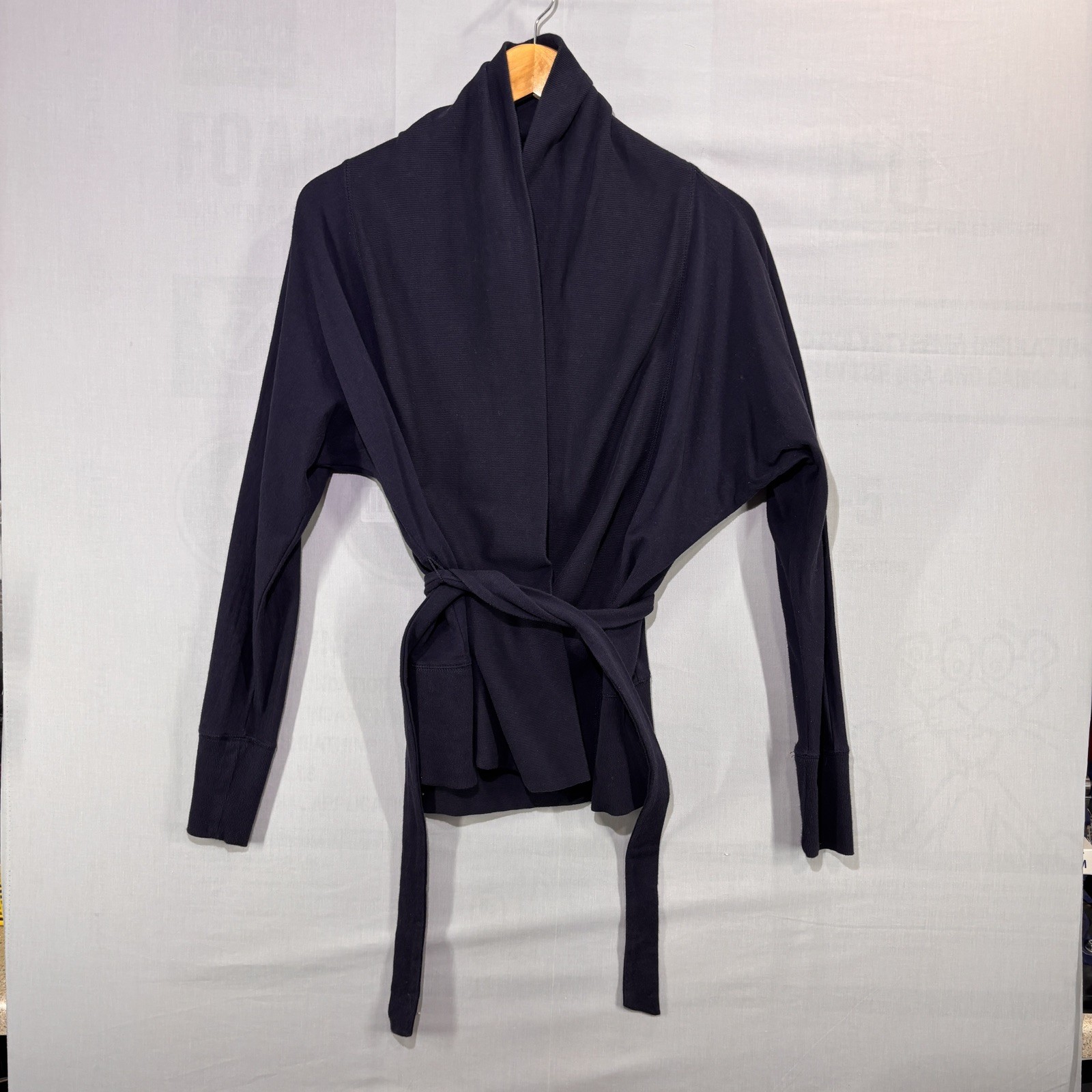 Banana Republic Stretch Wrap Navy Top Blouse Sz Small Excellent condition