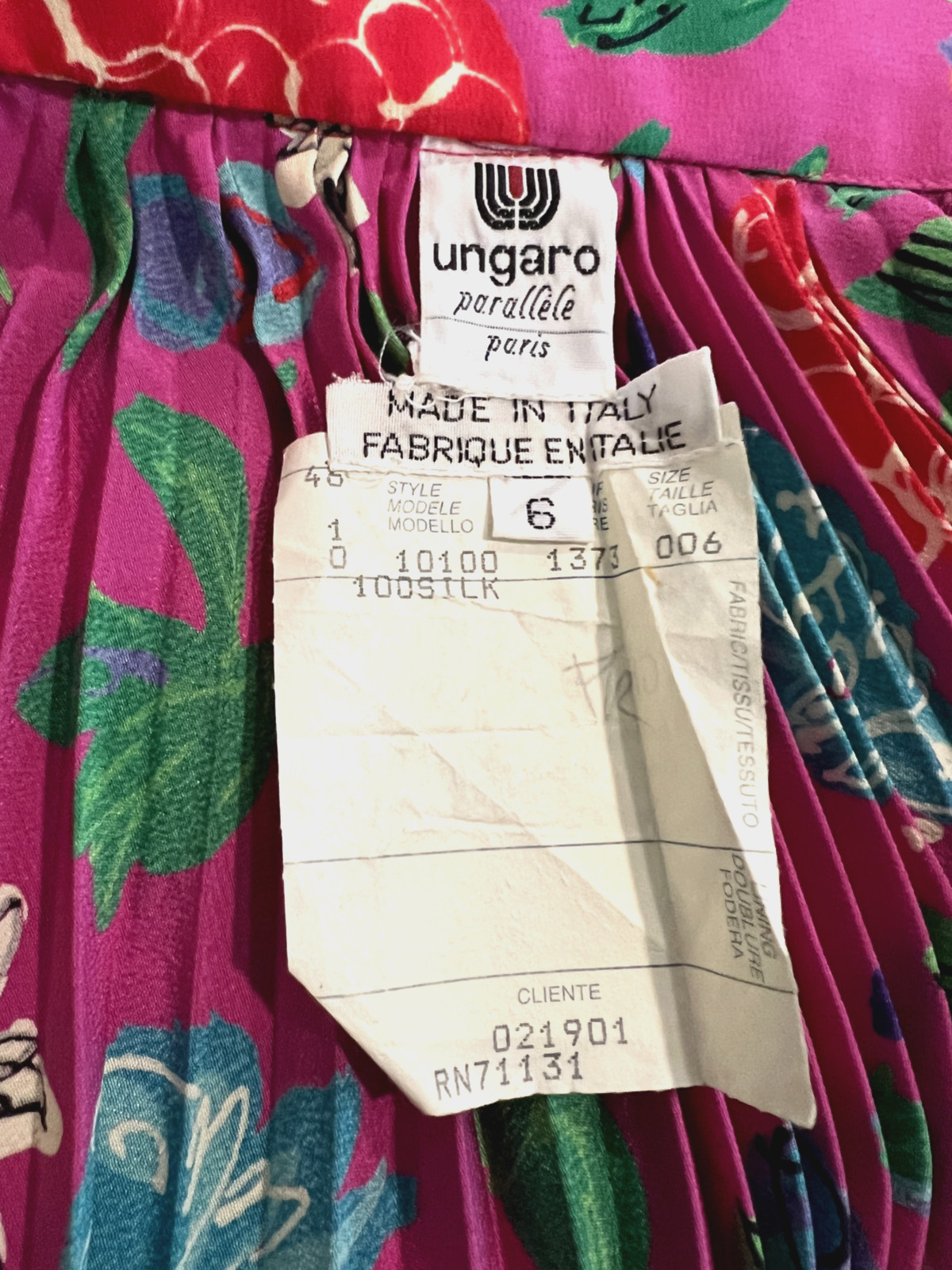 VINTAGE Emanuel Ungaro Parallele Paris Silk Pleated Skirt, Size 6, Made in Italy