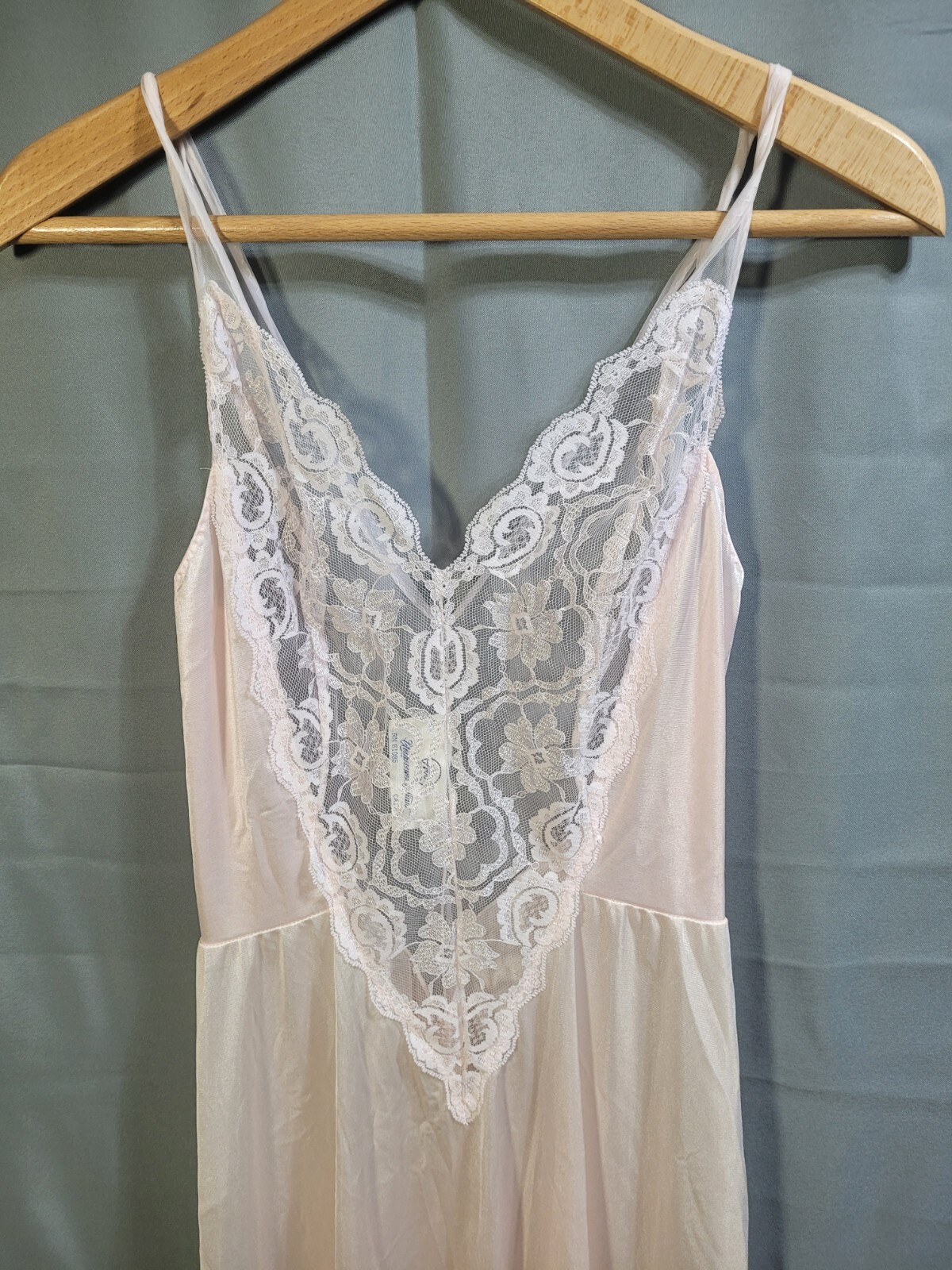 Vintage Undercover Wear Slip Womens Medium Lace Gown USA Made Maxi 1980s…