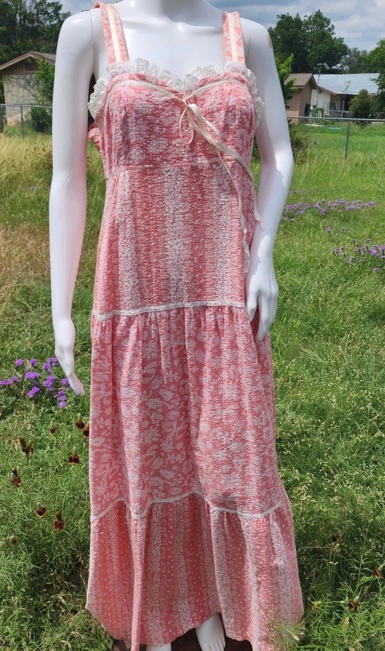 Vintage 1970s PBJ Prairie Dress Maxi Pink Floral Boho Lace Romantic Feminine