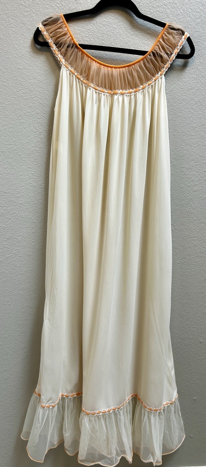 Vintage Nylon Satin Chiffon Nightgown Long Gown Ivory Peach Sz Medium
