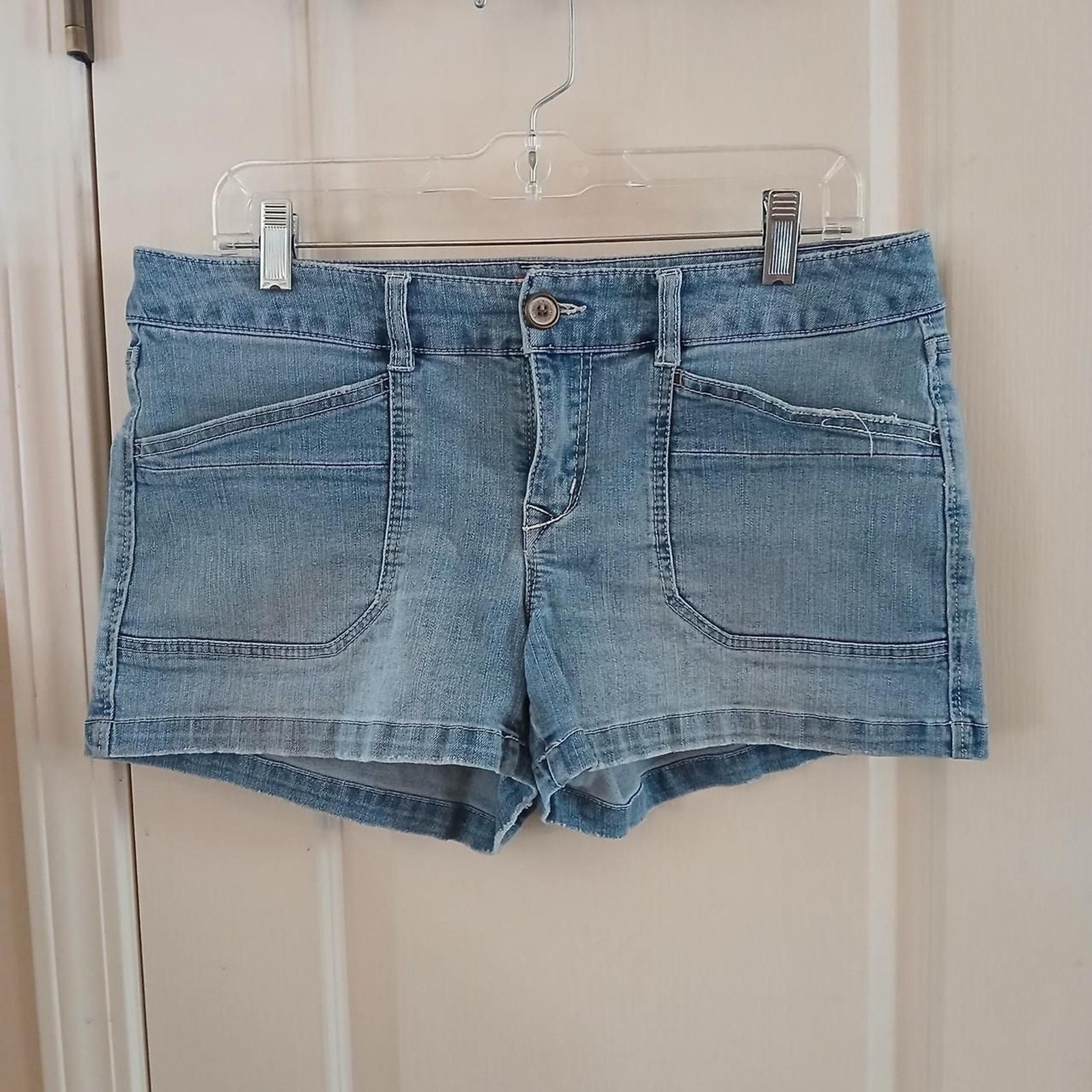 Y2K Style Union Bay Denim 3&Prime; Shorts 11 Classic Basic Preppy Minimalist