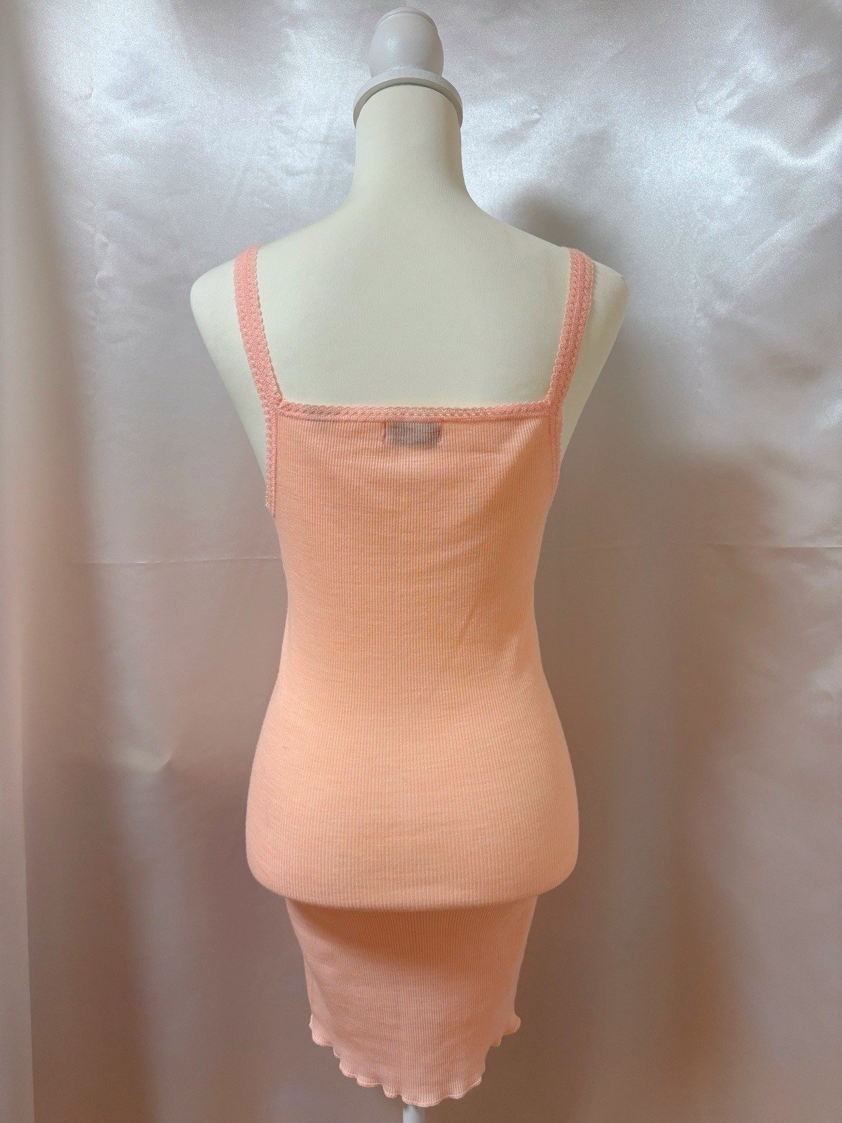 Vintage 1970s 1980s Italy mamabu Wool knit Camisole Top Pink Lace Romantic Boho