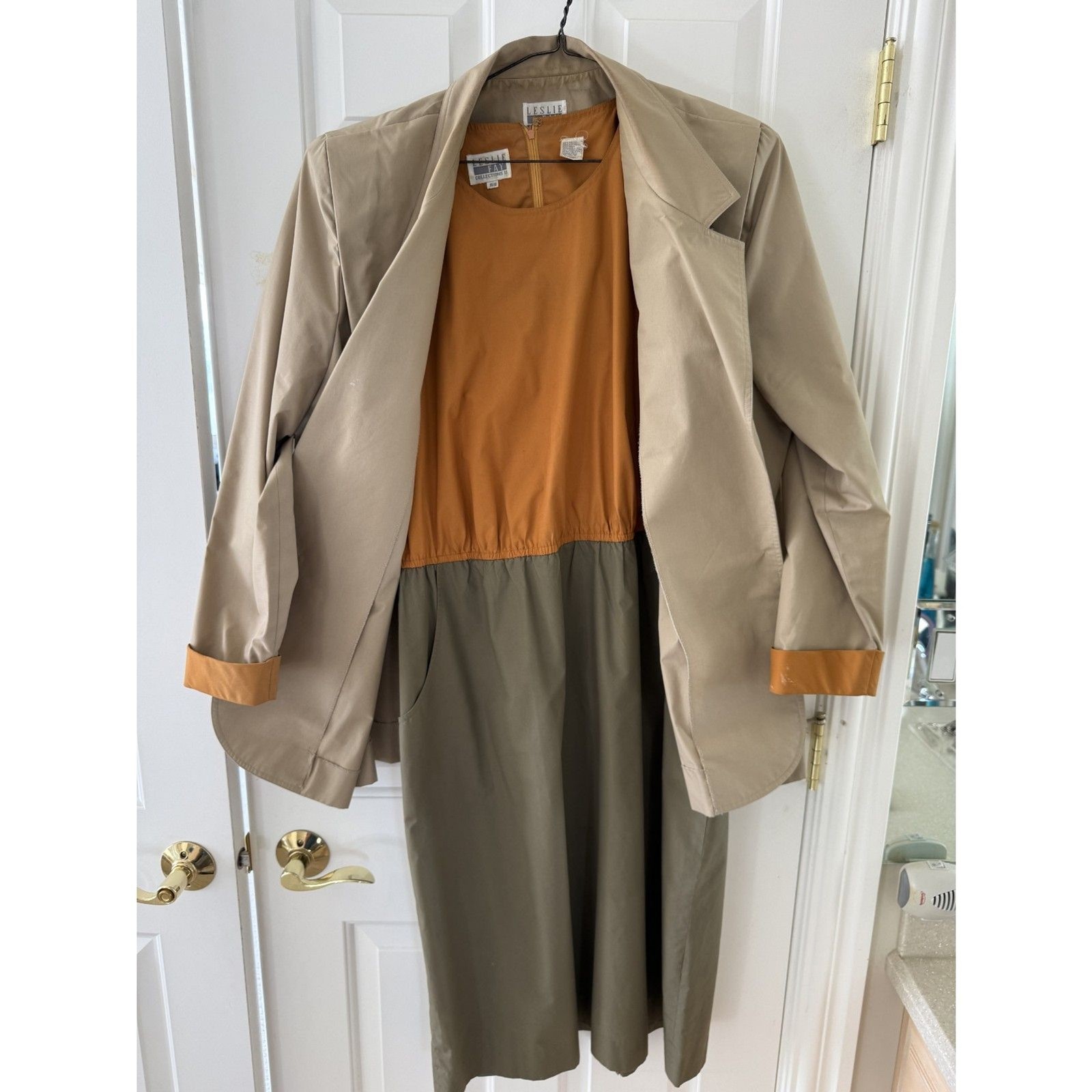 Leslie Fay Tan Blazer & Olive Skirt Suit Set Size 16W