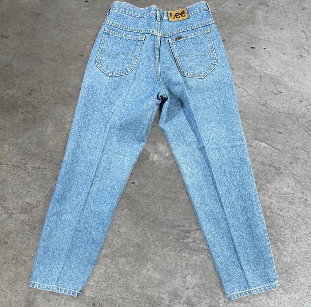 Vintage 90s Lee USA Made High Waisted Tapered Mom Jeans Light Wash 33×29