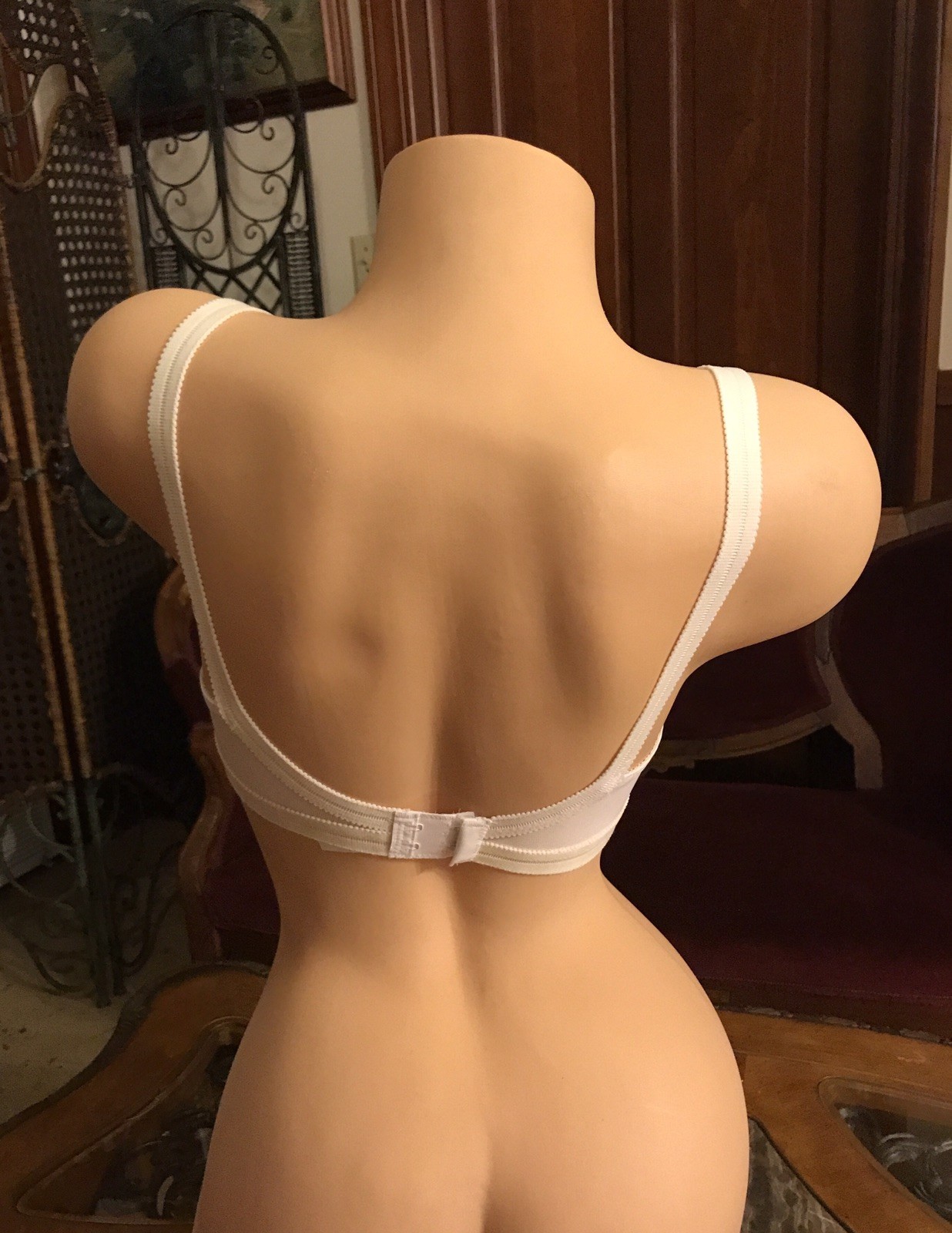 Vintage Bra Padded White Lace Nylon Spandex Lycra Adjustable Strap 1970s NEW 32B