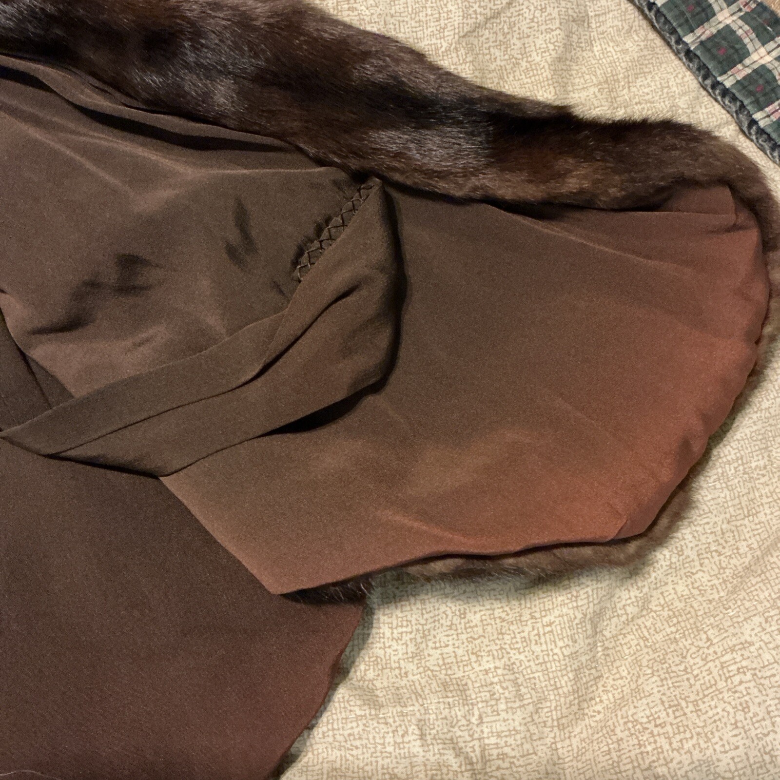 Vintage Lady’s Fur Wrap As Shown Read
