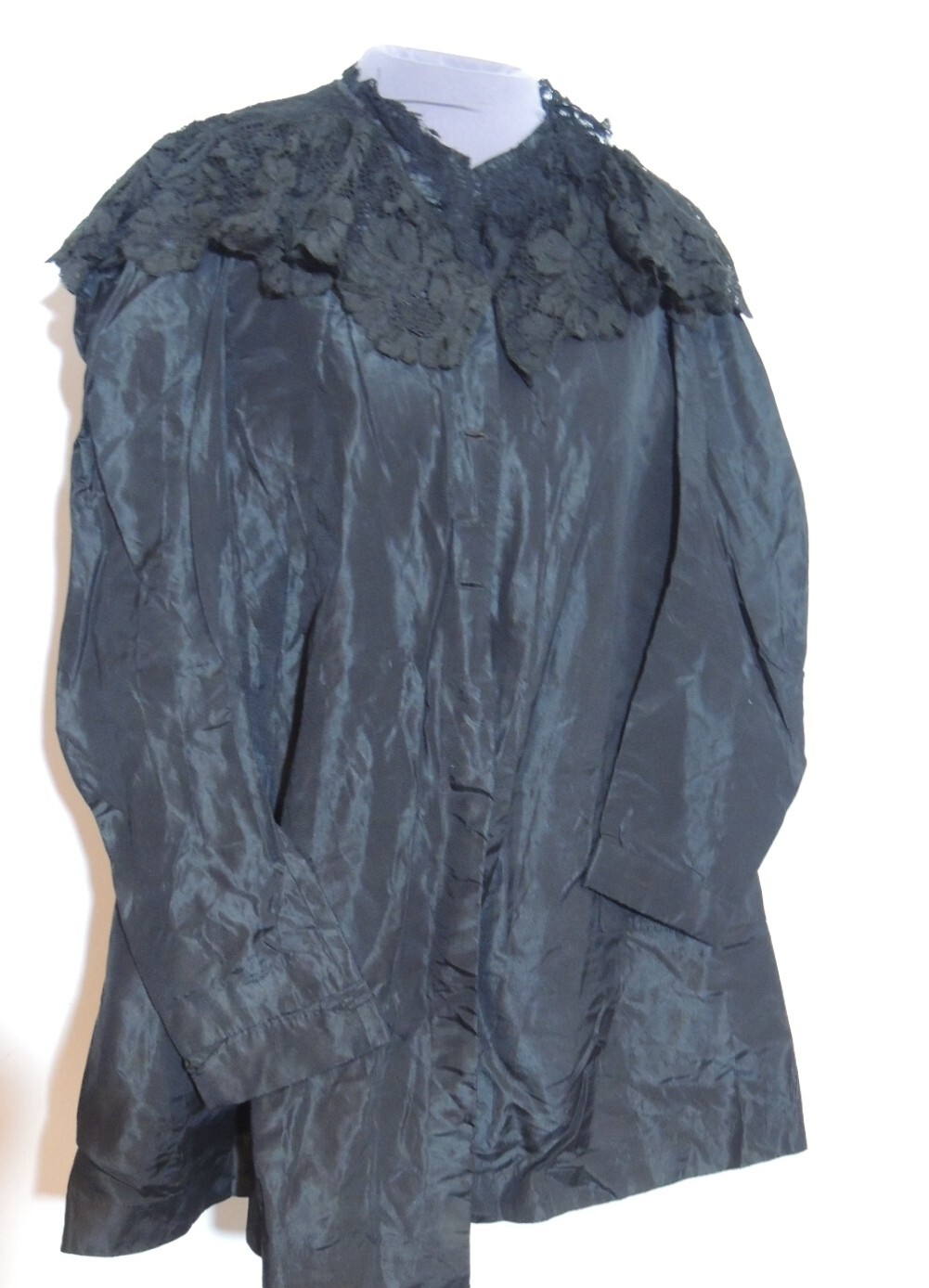 Victorian Black Silk Taffeta Jacket w Lace Cape Like Collar SM – MED
