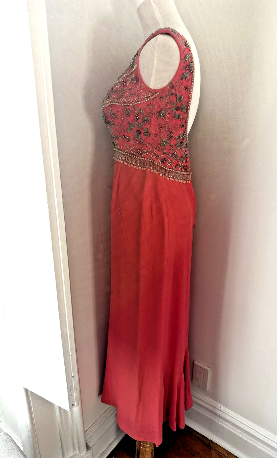 Vintage 1960s Coral Peach Hand Beaded Ball Gown British Crown Colony Hong Kong 8