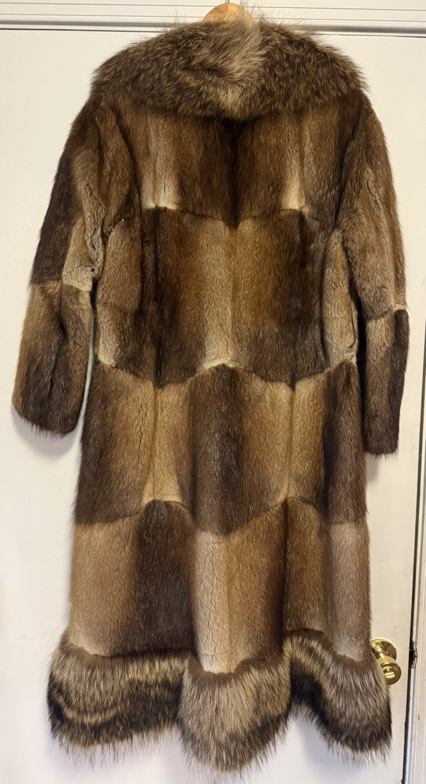 GORGEOUS Womans Checkerboard Long Fur Coat Fox Fur Collar AMAZING Lining Pattern