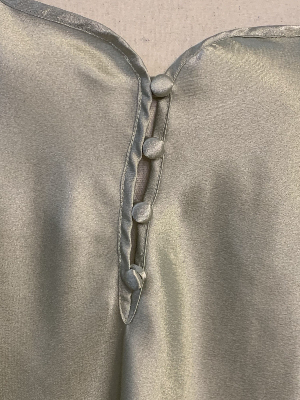 VTG Valentino Intimo Nieman Marcus Nightgown Satin Silky Sz L Sage Green Beauty