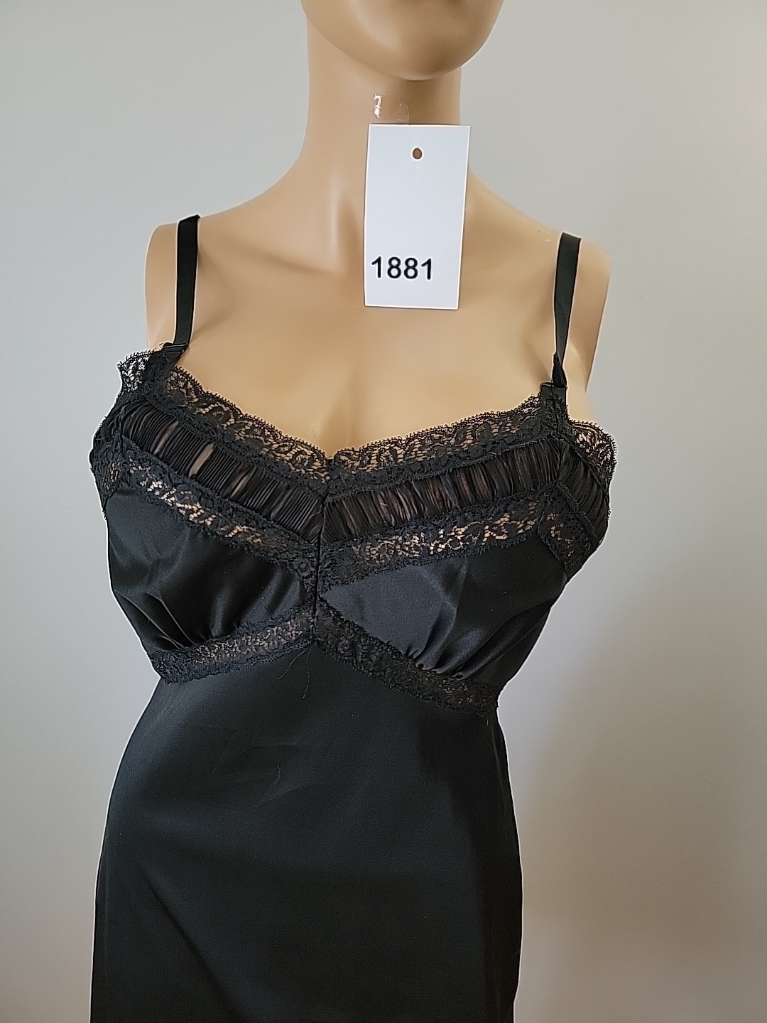 Vintage Charmode Black Full Slip Lace Detail Pleated Size 34