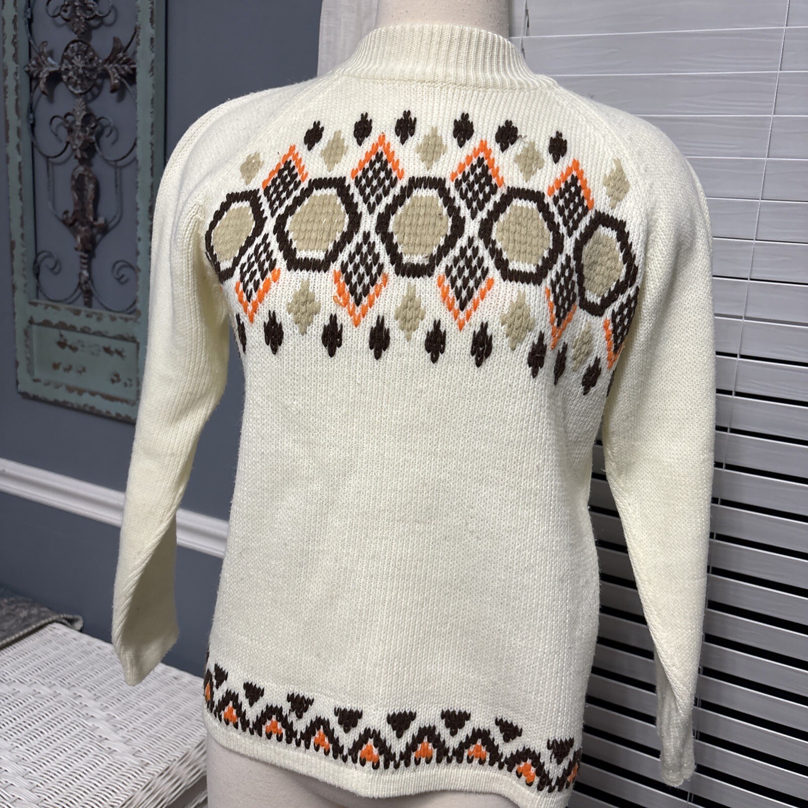 Vtg 70s Miss Holly Mockneck Sweater Brown orange Nordic Scroll Pattern SzM