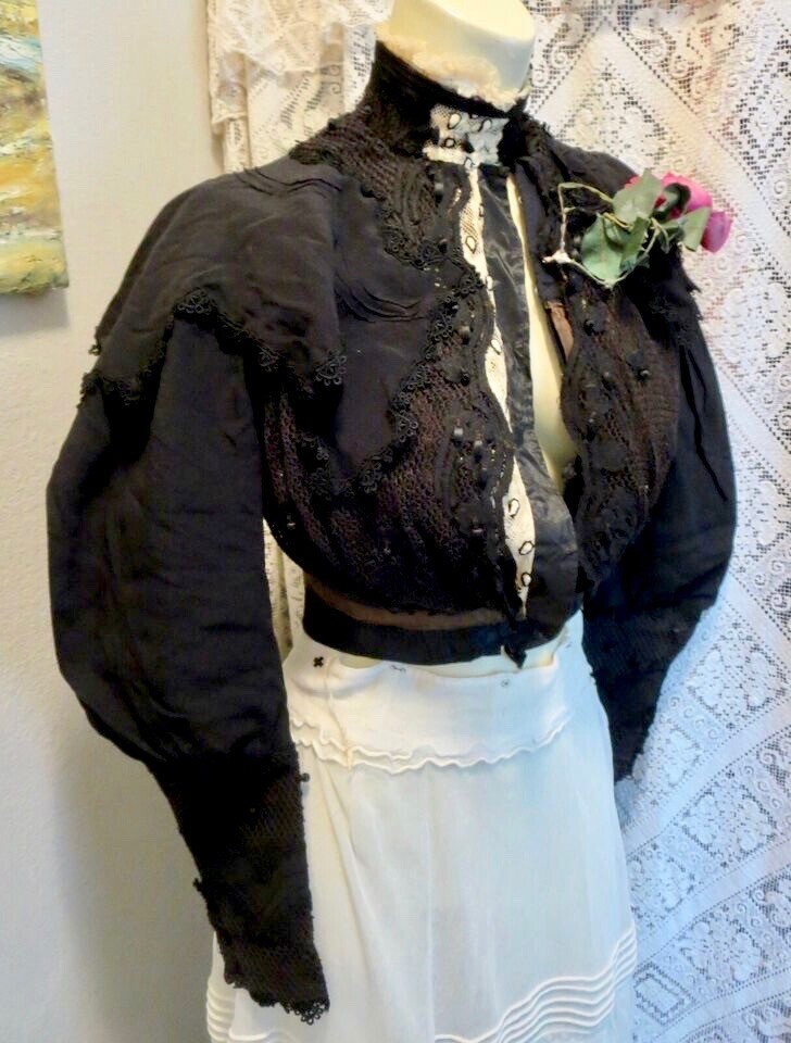 Antique 1890s Bodice Jacket Victorian High Neck Black Silk Ivory Lace Boned 30&Prime;B