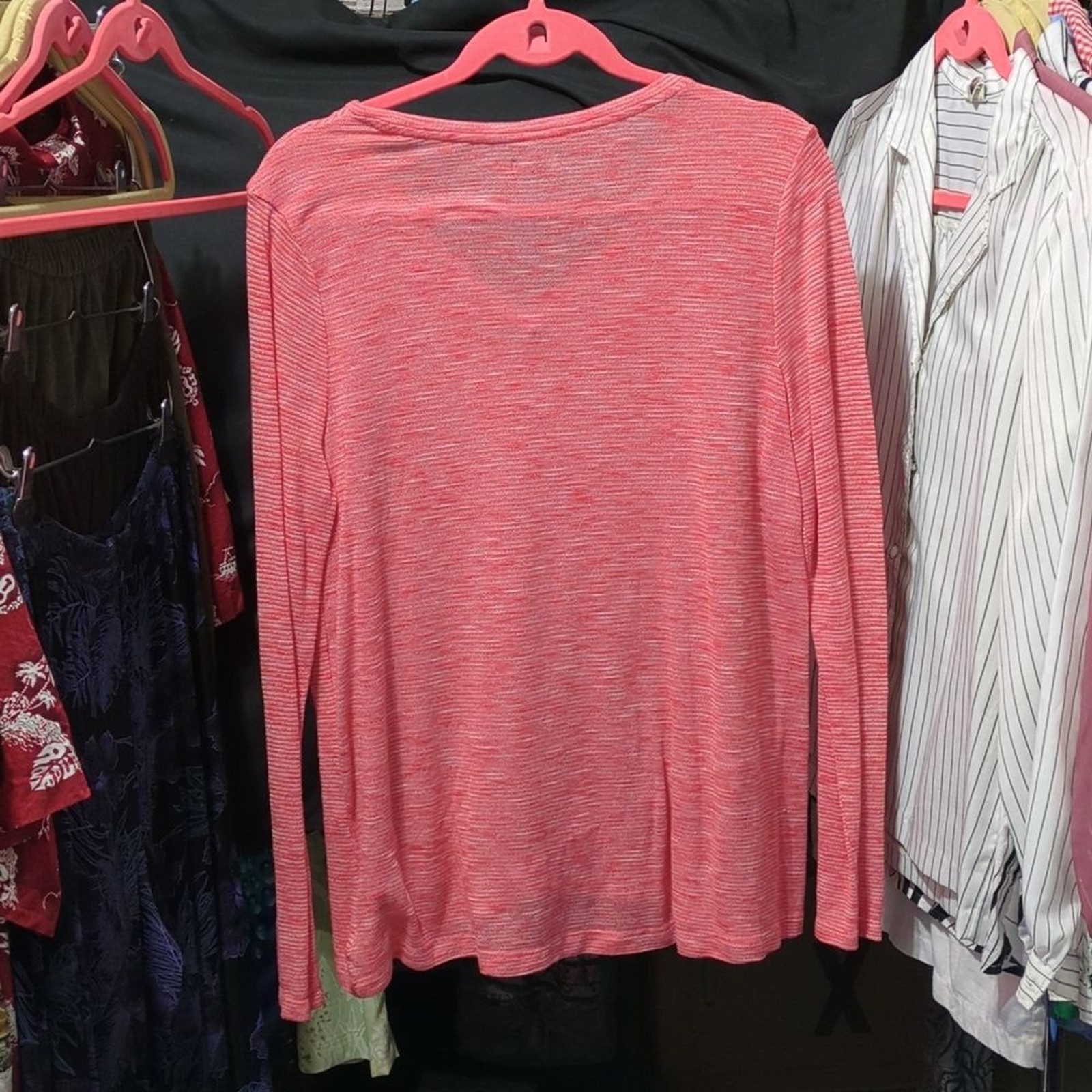 New Directions shear top asymmetrical hem large (InvW019)
