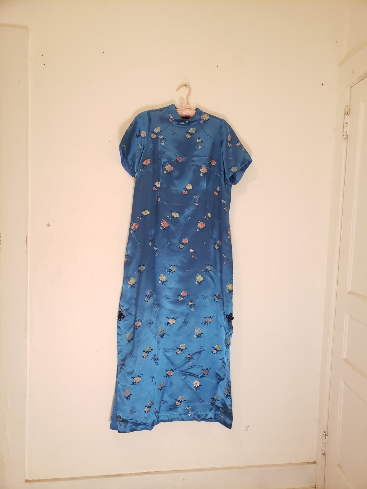 Vtg 70s Cheongsam Satin Embroidered Floral BLUE Asian Maxi Dress Sz M Silk