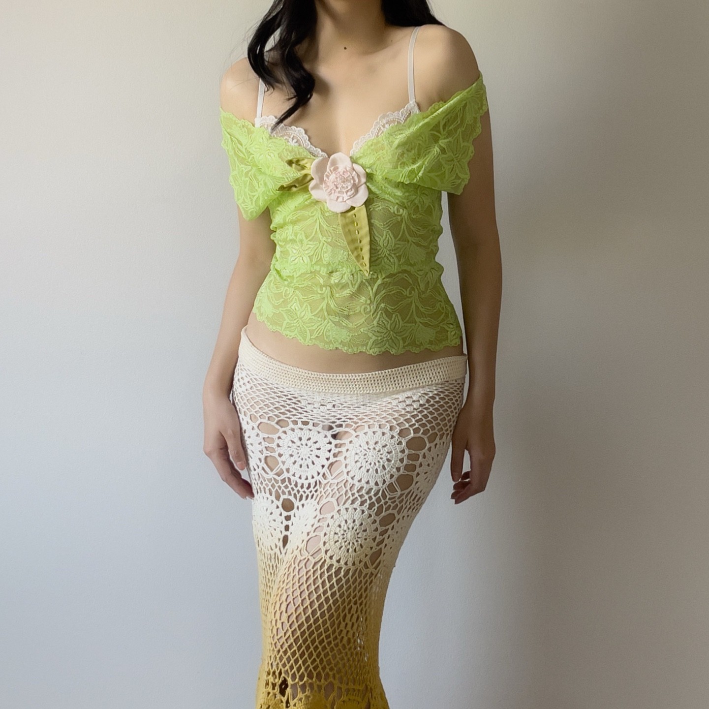 Romantic Frederick’s of Hollywood Y2K Lime Green Lace Sheer Halter Camisole (M)