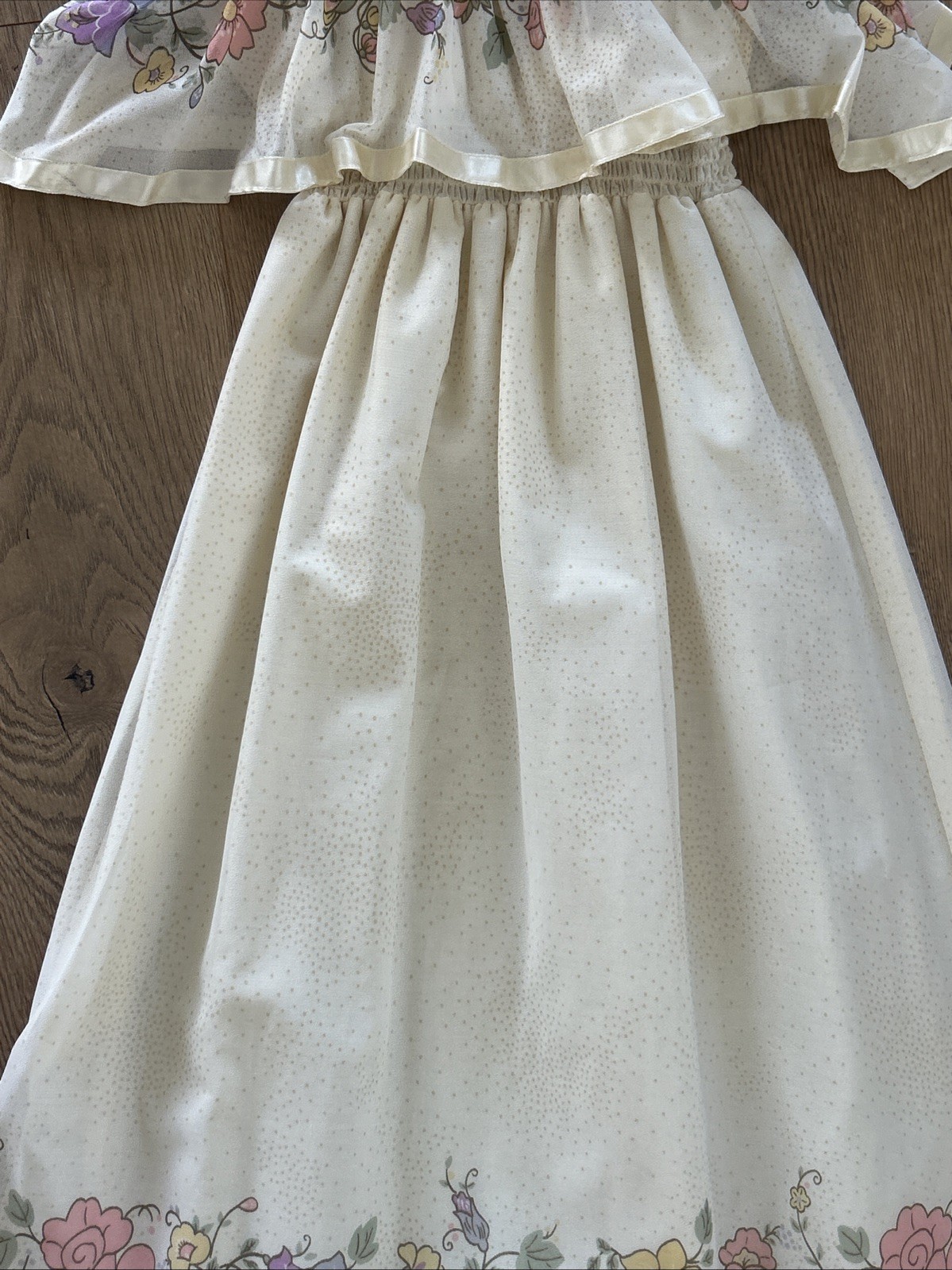 Vtg Vicky Vaughn Juniors 1970s Cream Floral Maxi Sundress Ruffle Bust XS/S Sz 5