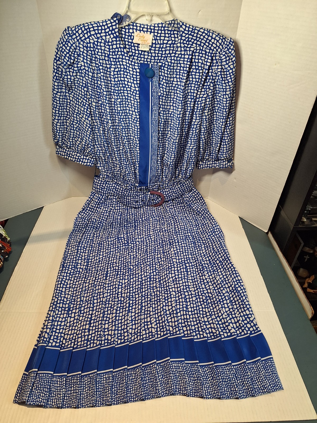 Vintage Lady Carol Dress, Woman&rsquo;s 12, Polyester, Pleated, Long, Button, Belt