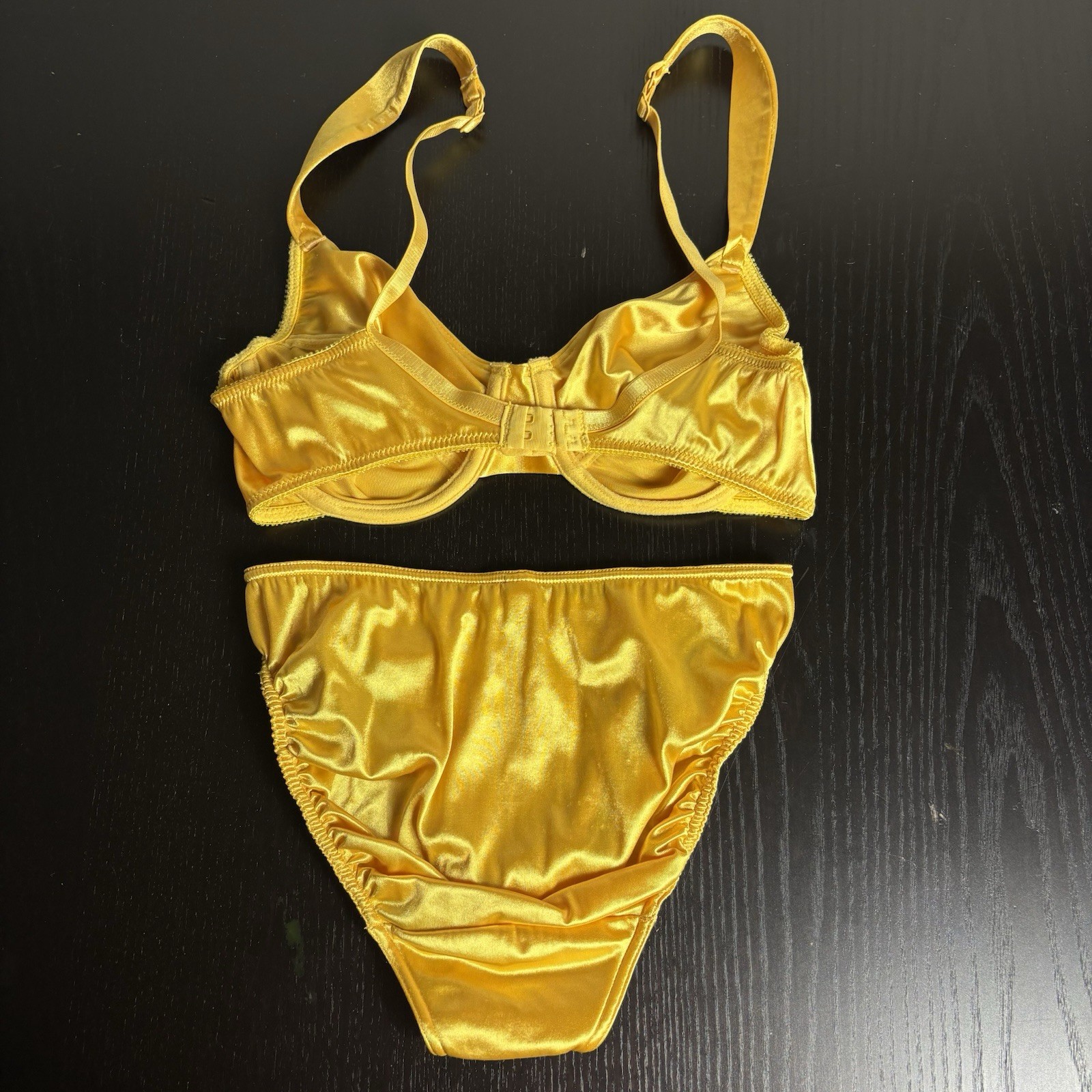 Vintage Victoria&rsquo;s Secret Second Skin Satin Bra Set Golden Yellow Size 34C/S