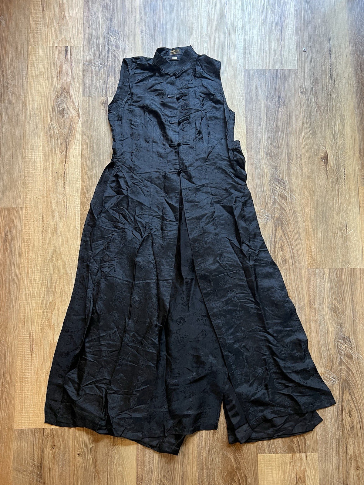 Vintage OM Gallery Black Top & Pants Set 100% Vietnamese Silk Size Medium