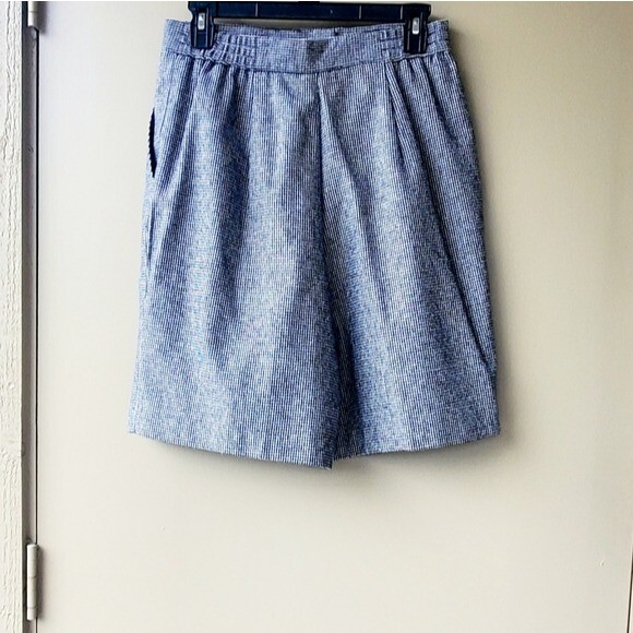 Vintage Joan Leslie Houndstooth Wool lined High waisted Pleated Wide leg Shorts