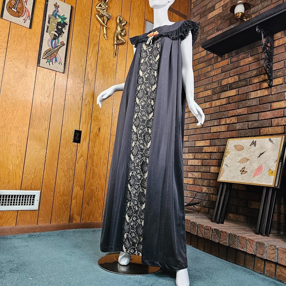 Vtg 60s Gothic Illusion Lace Romantic Peignoir Nightgown Robe Hostess Gown OS