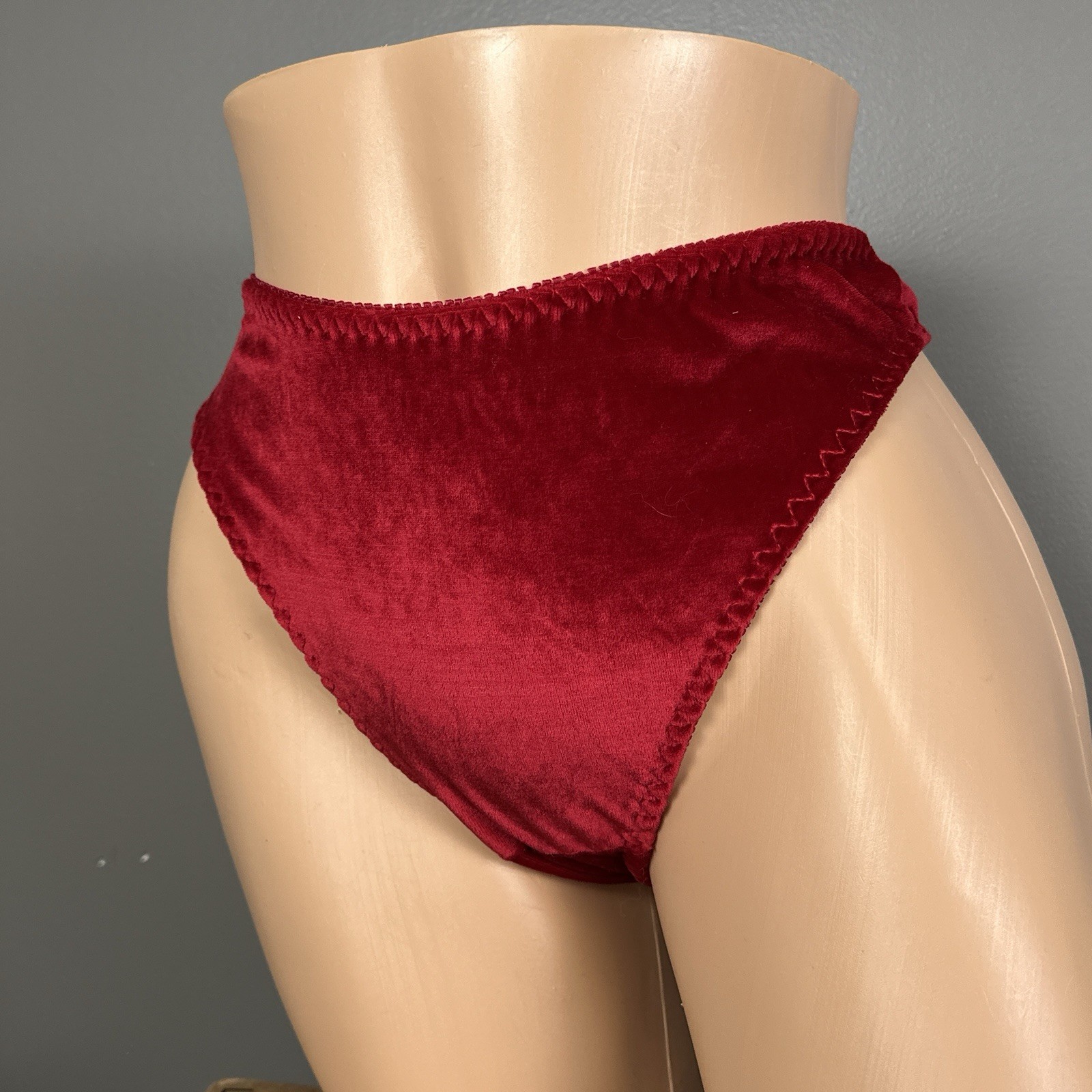 Vintage Red Velvet Thong Panties Size 7 Large NOS Hong Kong High Cut Lingerie