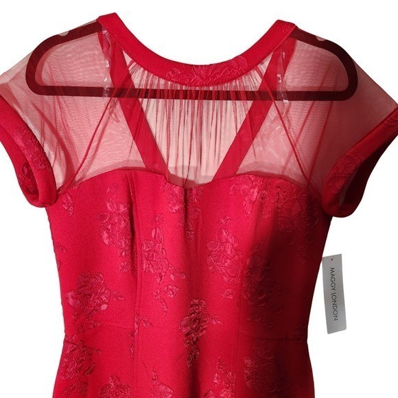 Maggy London Jungle Red Floral Jacquard Mesh Illusion Sheath Dress G2283M 14
