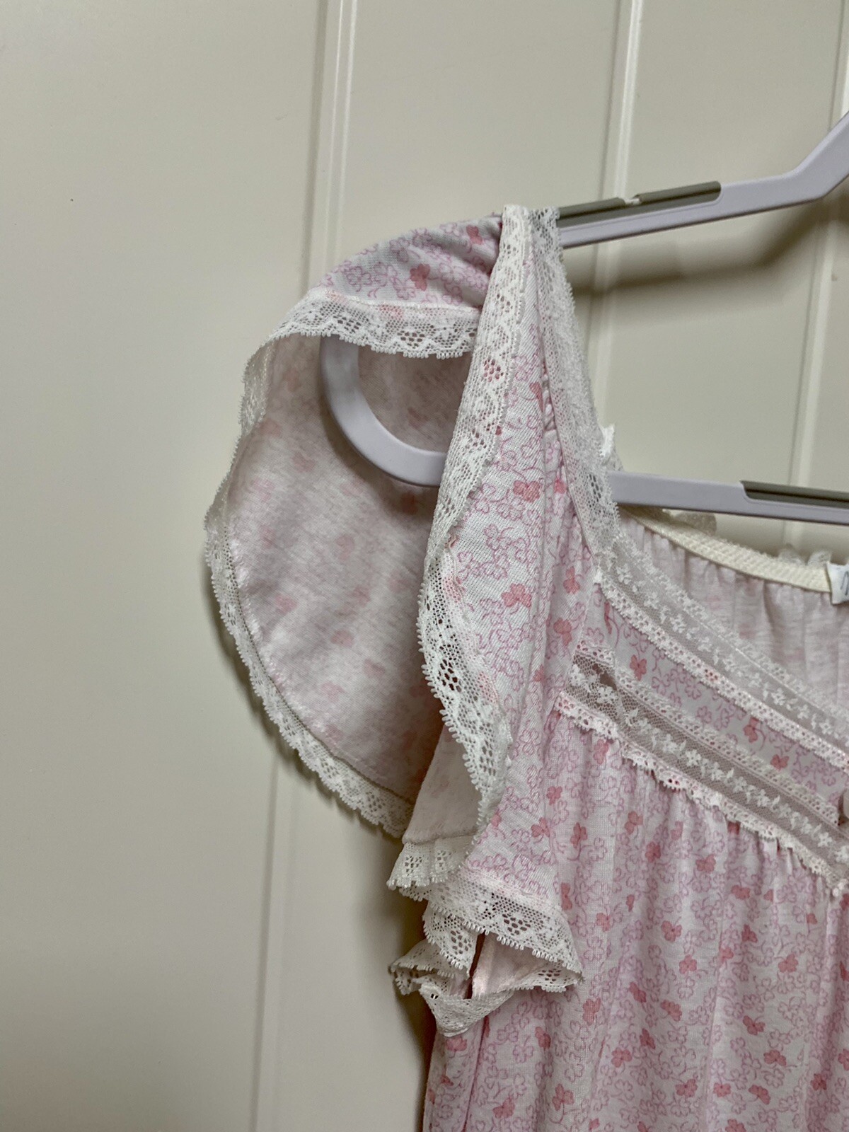 Miss Elaine Summer Nightgown Split Cap Sleeve Short Length Pink/White Sz Medium