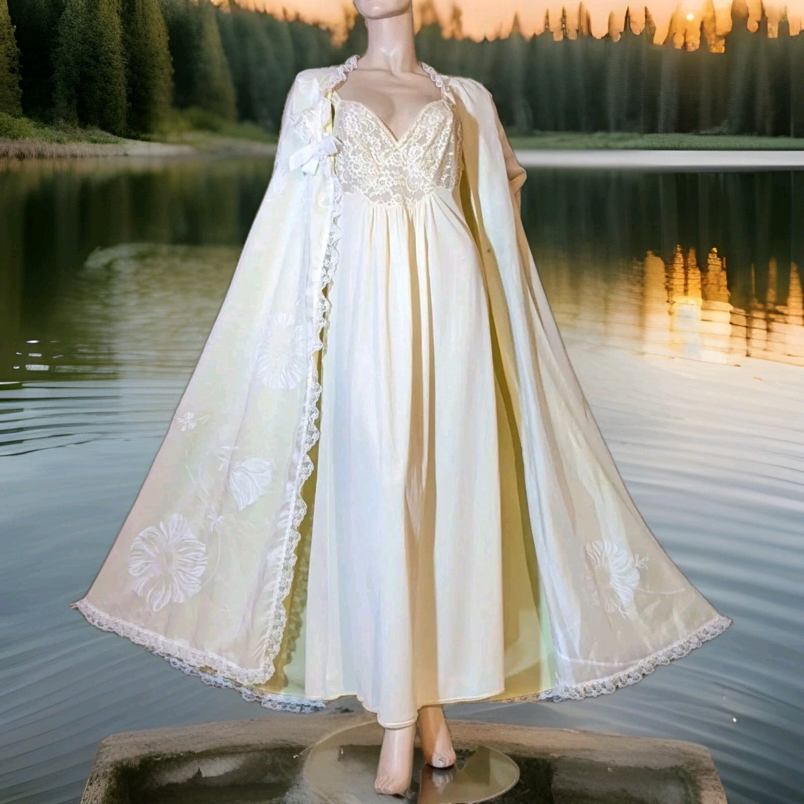 Vintage Unique Rare ODETTE BARSA Peignoir Robe Van Raalte Myth Lacey Nightgown L