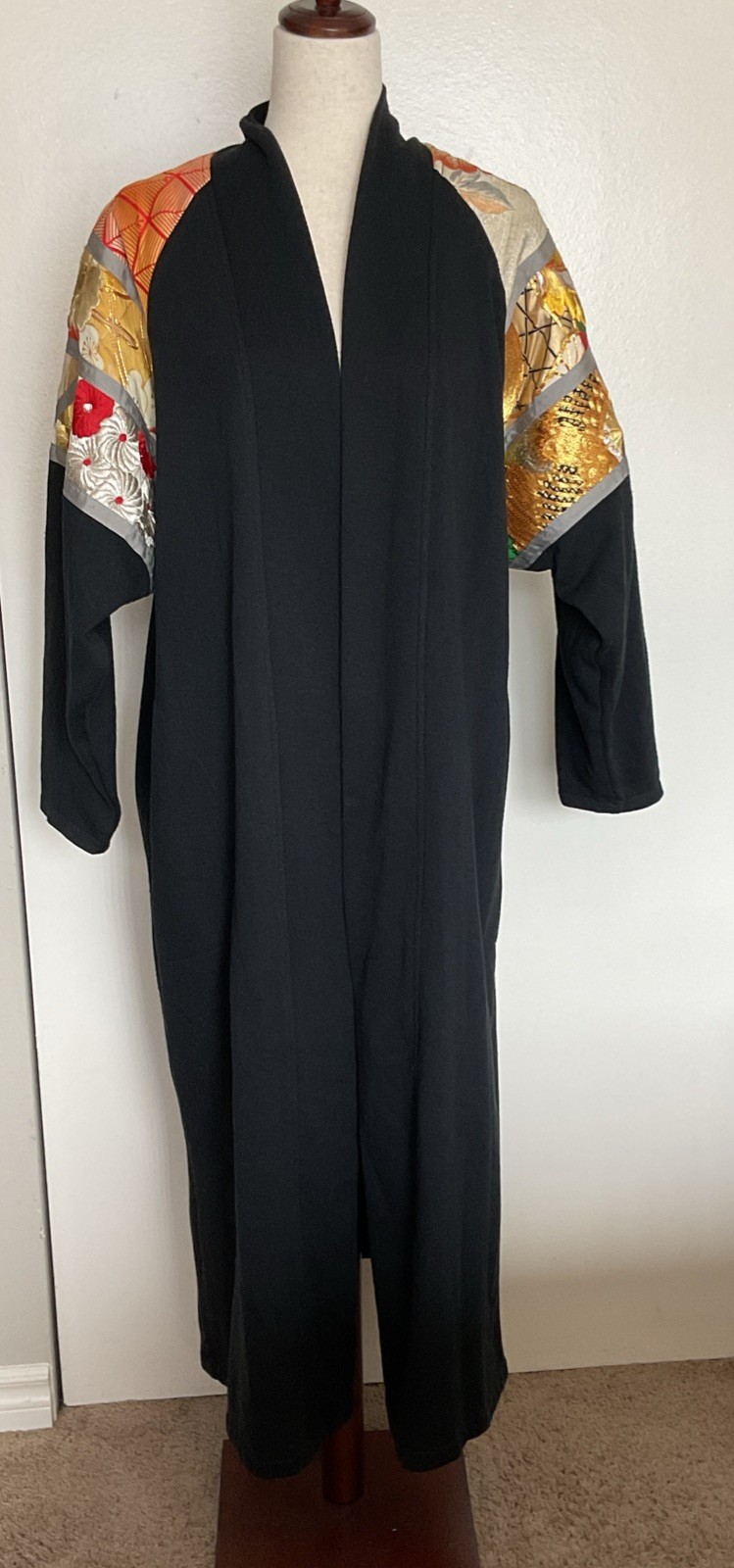 Vintage Sachi New York Black Kimono Style Robe Patchwork Embroidered Sleeves