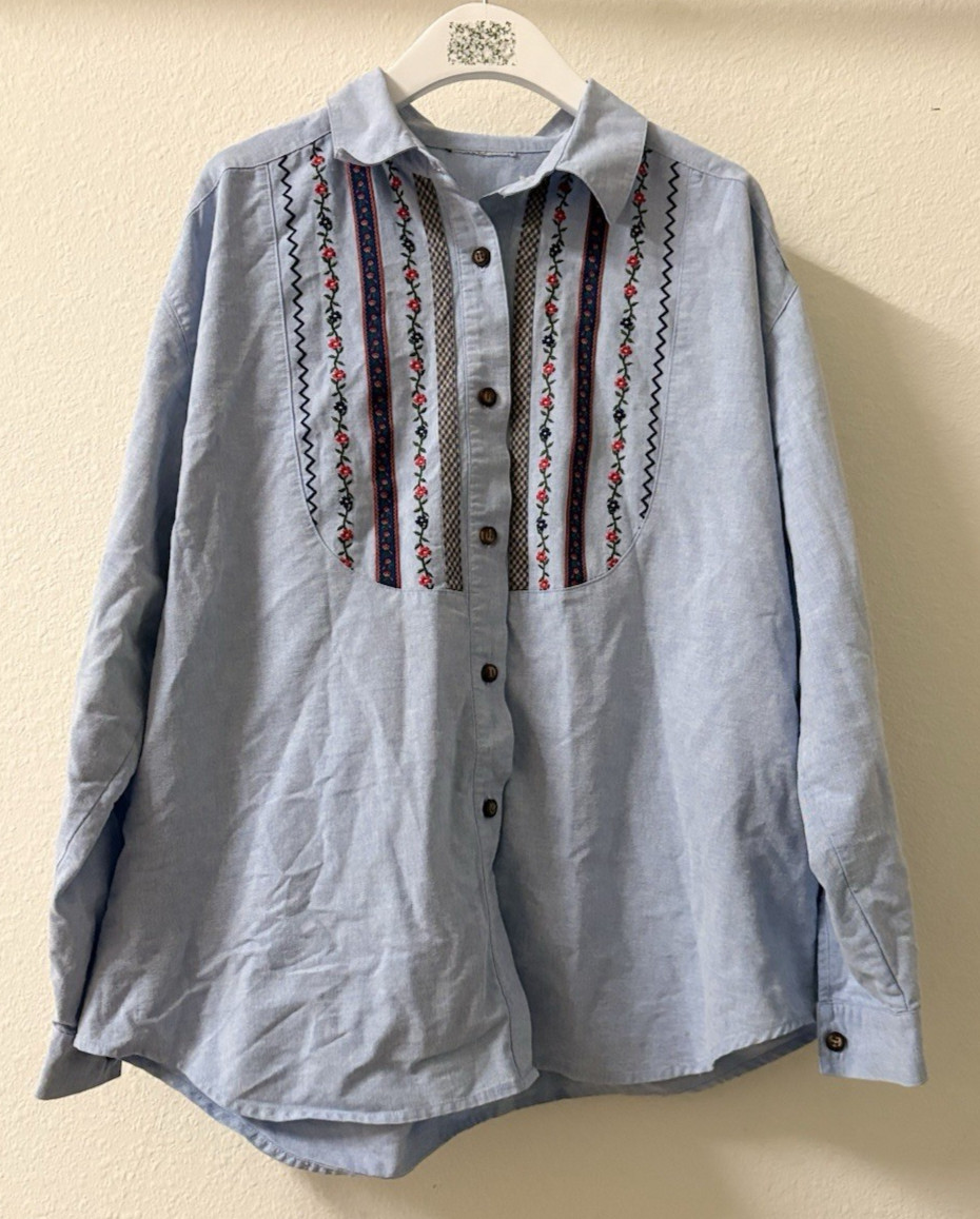 Vintage 90s Light Blue with Floral Pattern Front Button Up Grannycore Women&rsquo;s XL