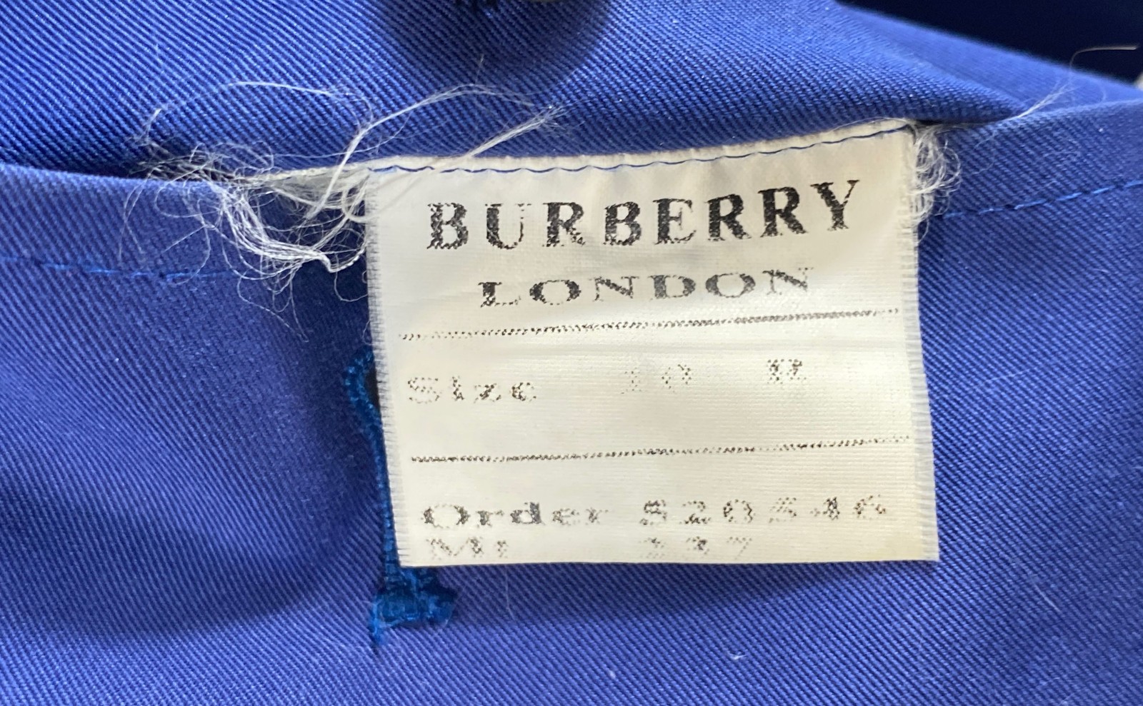 Vintage Burberry London Women&rsquo;s Blue Cotton Trench Coat Made in England Sz 10