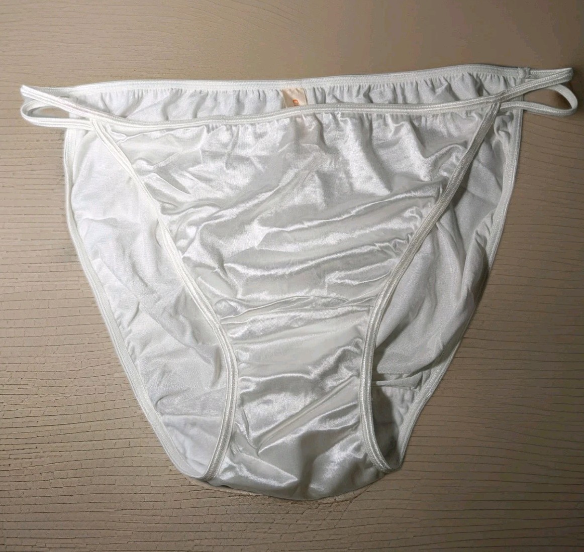 Vintage Cacique Second Skin Satin String Bikini Panties White 14/16