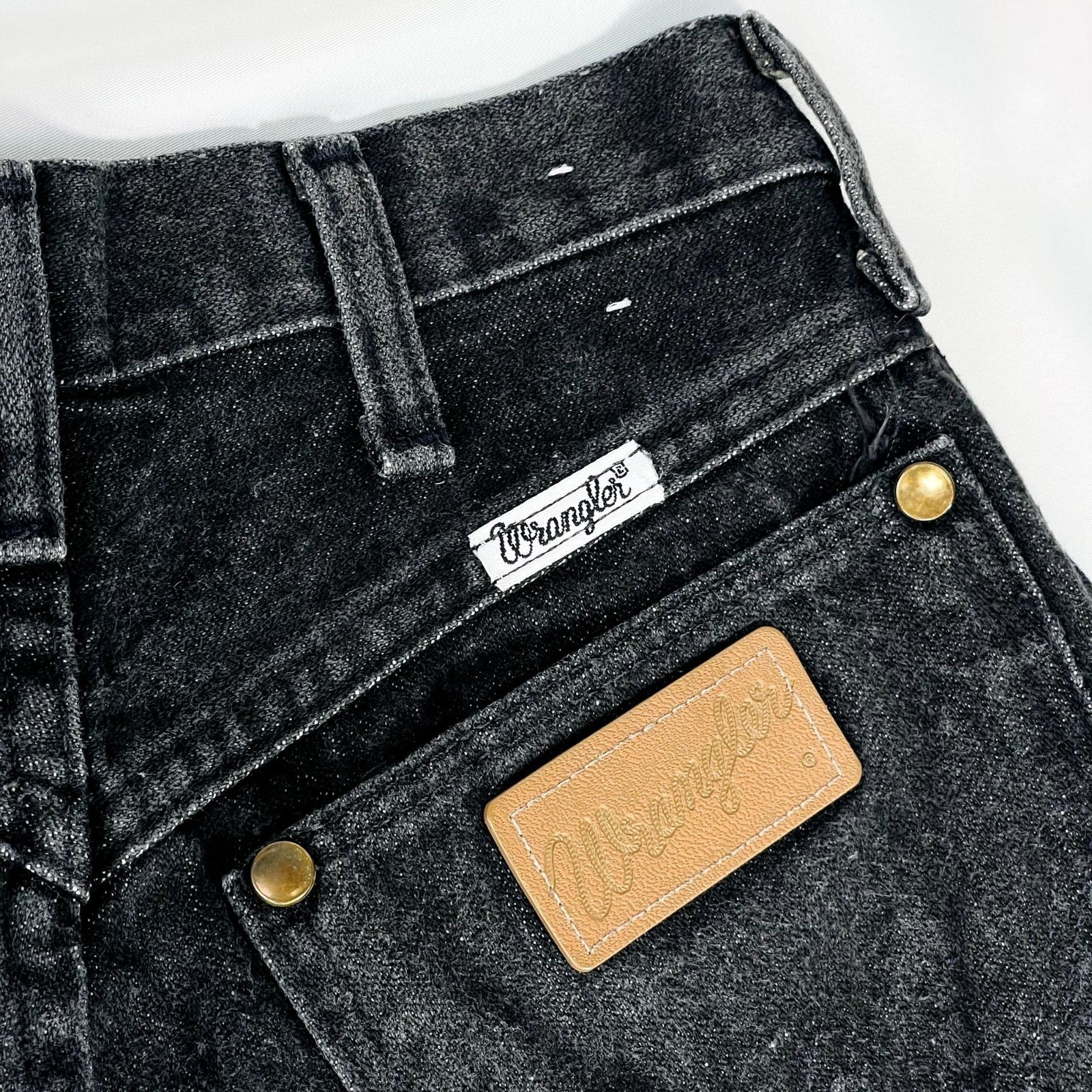 Vintage Wrangler Womens High Waist Black Denim Leather Patch Mom Jeans 5 / 25&Prime;