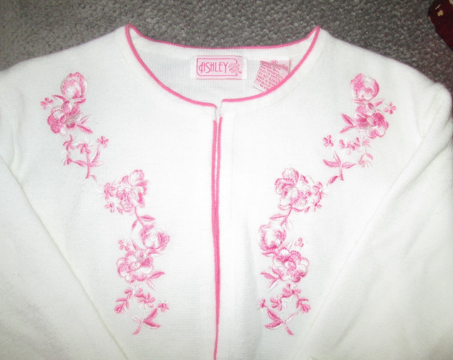 vintage embroidered Ashley sweater size medium white with pink flowers