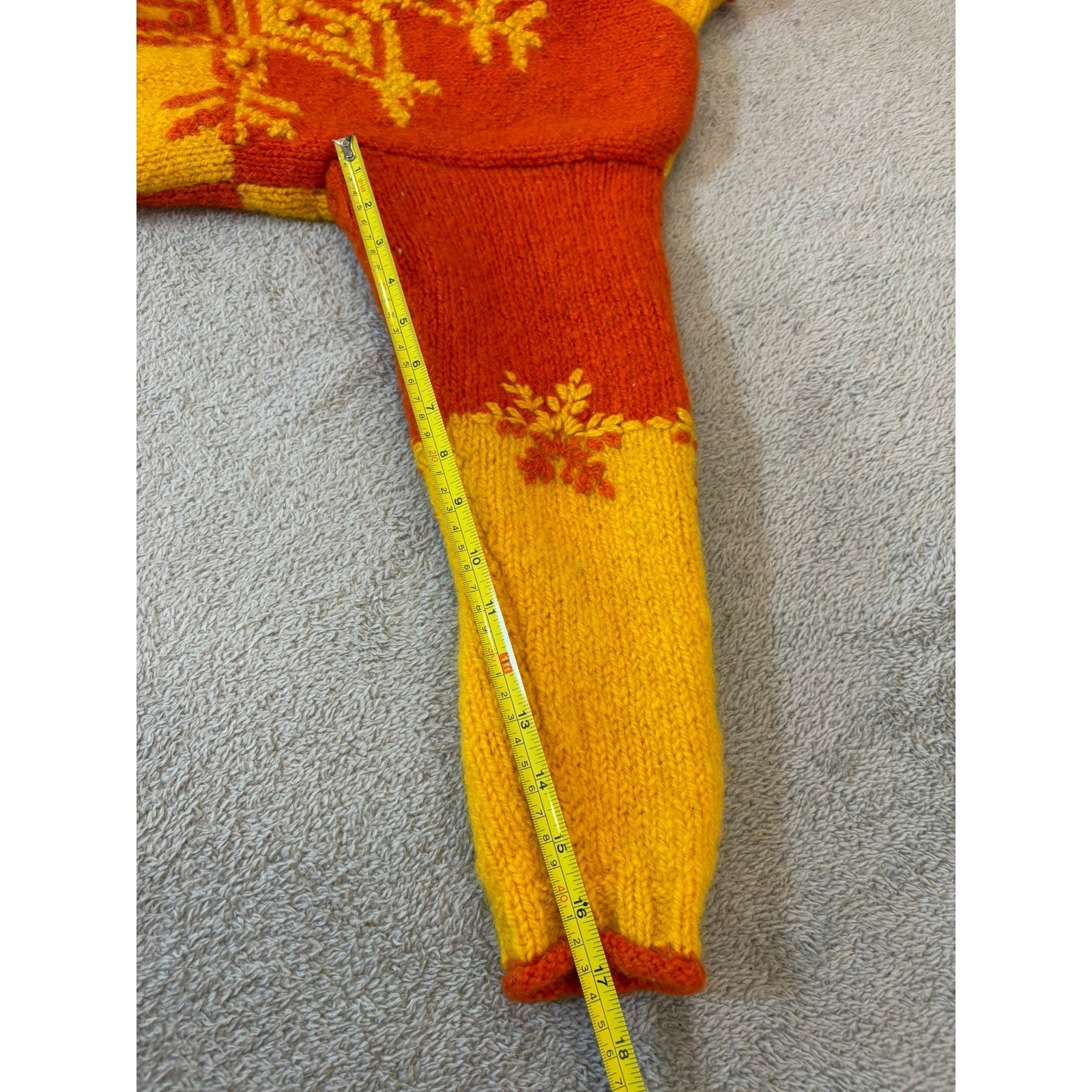 Express Tricot Vintage Snowflake Colorblock Pullover S Orange Yellow Hong Kong