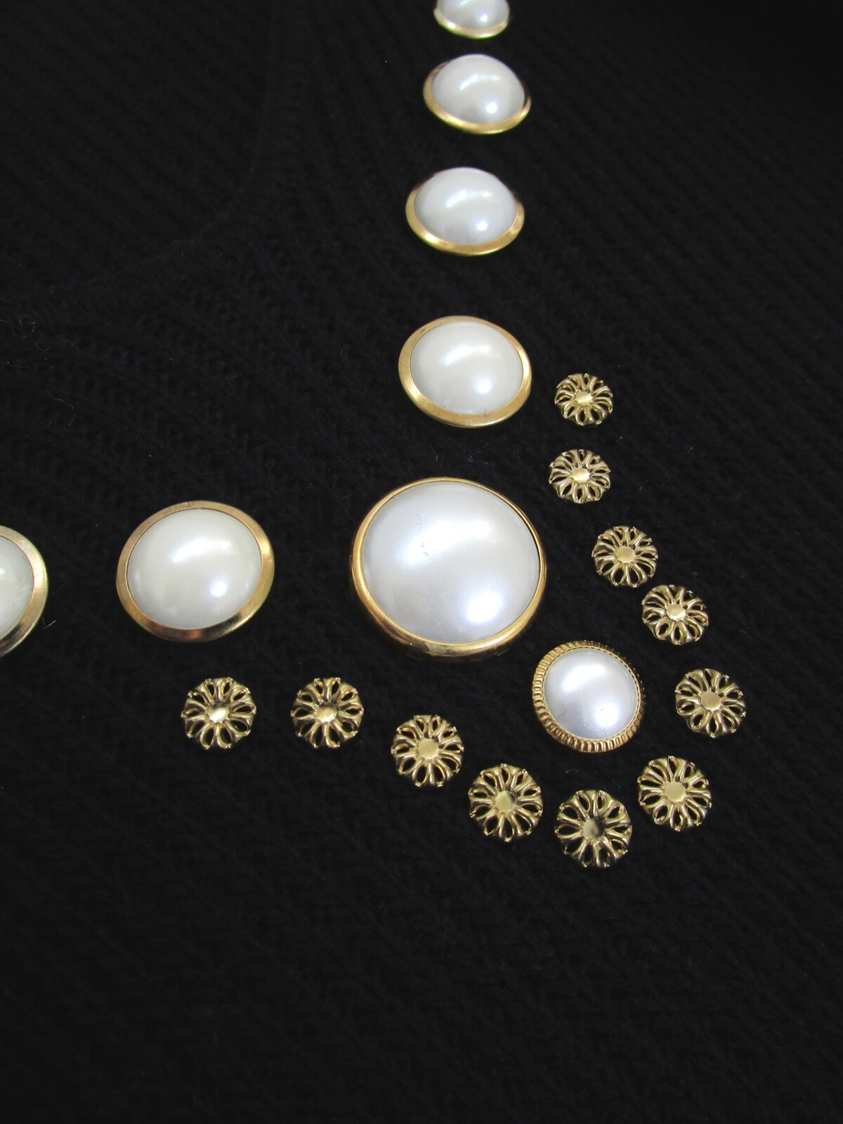 Vintage 70s 80s Retro Faux Pearl Gem Necklace One Size Sweater Top Dress S M L