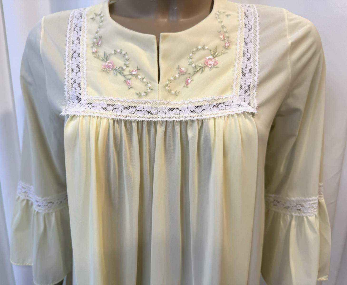 Vtg SHADOWLINE Nursing Nightgown Embroidery New Mom Hospital NOS w/Tags S/M 80&rsquo;s