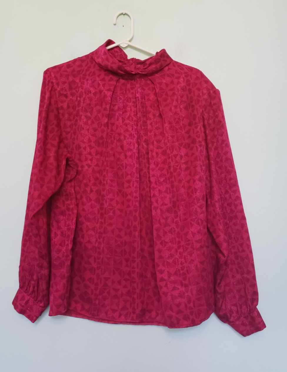 Vtg Gailord Women 16 Blouse Hot Pink Long Sleeve Geometric Career High Neck