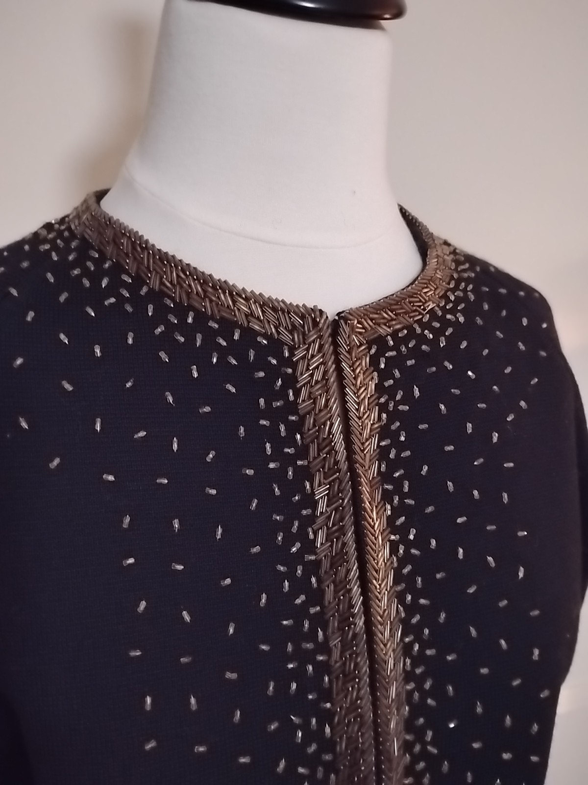 Diamonte 100% Wool Silk Lining 1950s Beaded Cardigan Sweater Black And Gold L