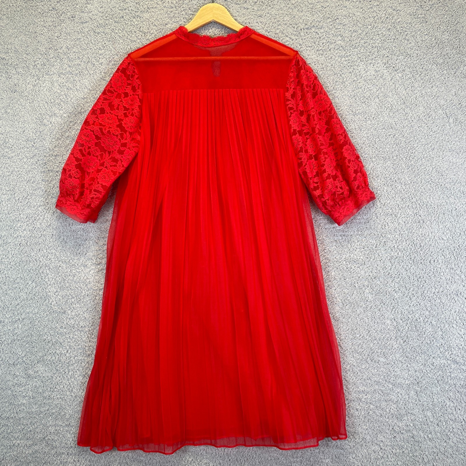 Vintage Sears Charmode Babydoll Pleated Lace Peignoir Robe Nightgown Set Medium