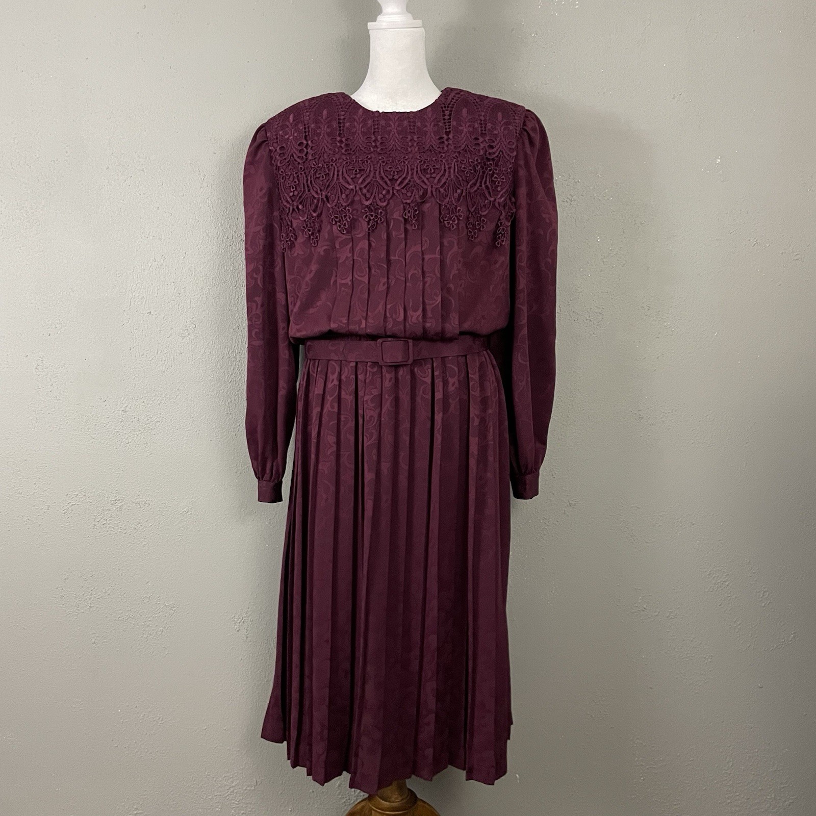 In The Mood VTG Dress Size 12 Burgundy Jacquard Satin Blouson Secretary Crochet
