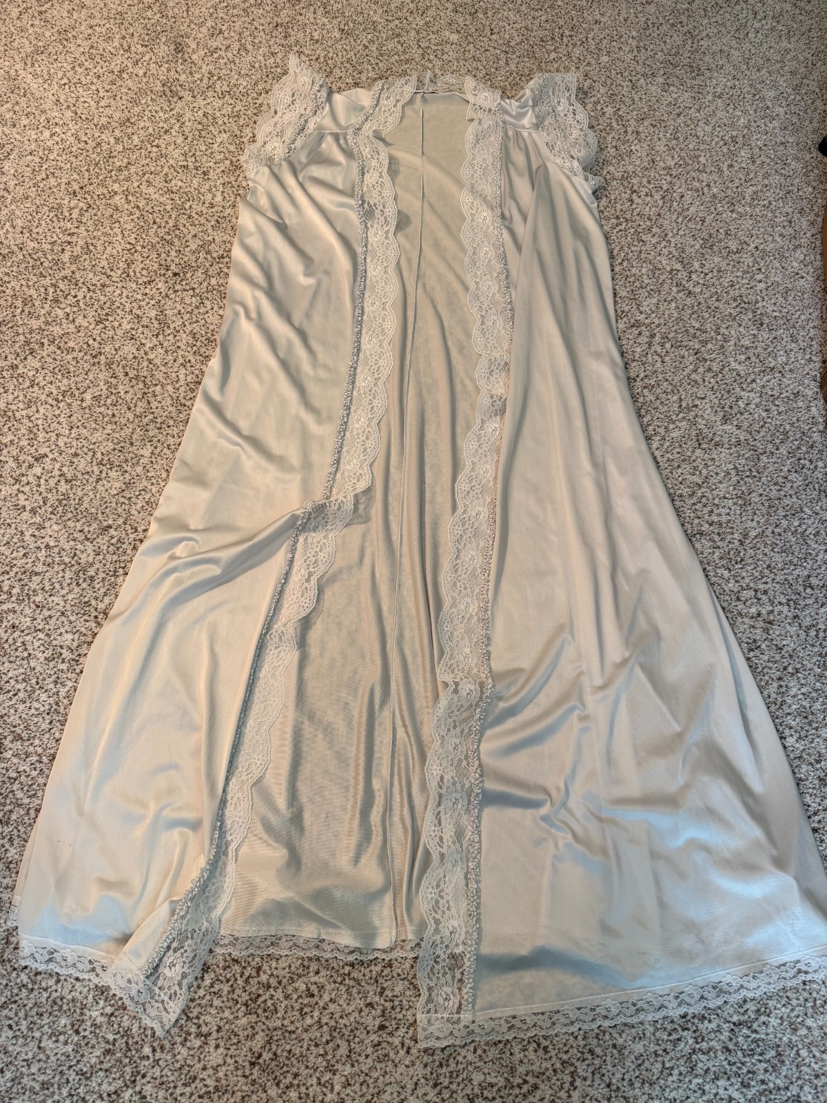 Miss Elaine PEIGNOIR Set Large Nightgown & Robe Negligee Silver Union Made USA