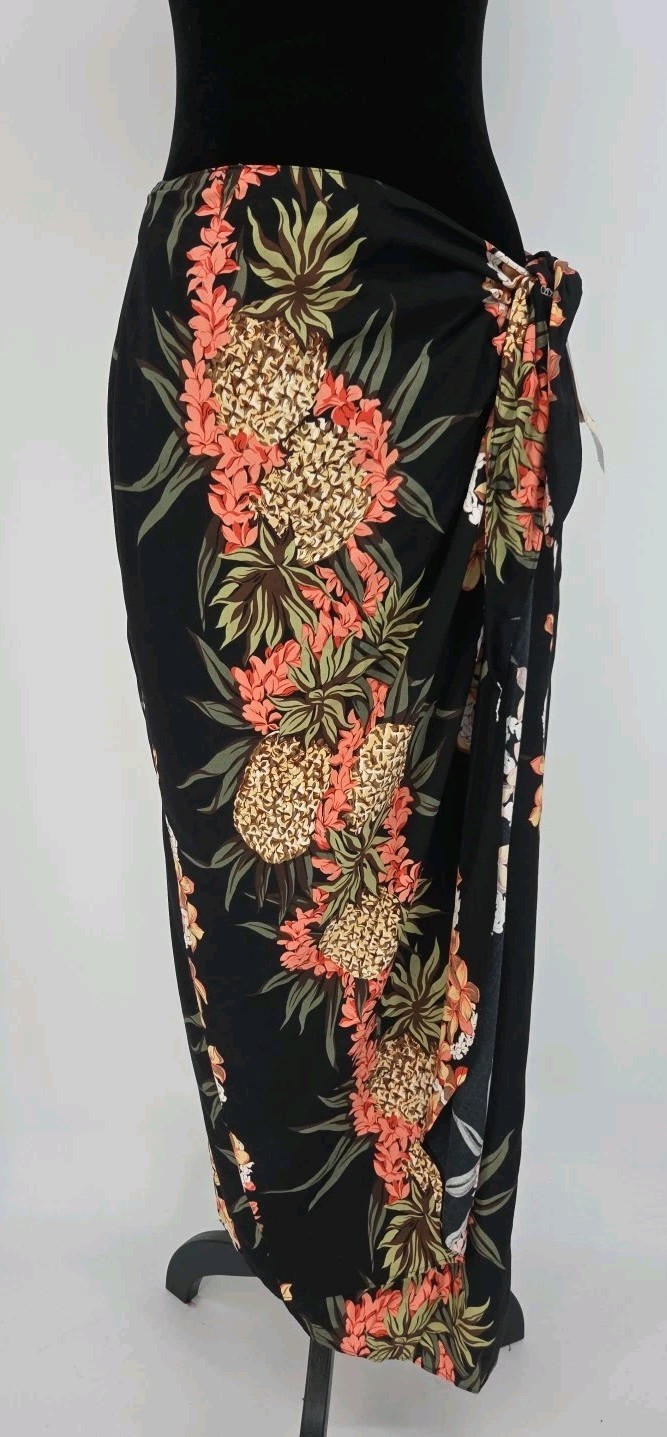 Vintage 70s Hilo Hattie Sarong XL Full Length Black Pineapple Wrap NWT