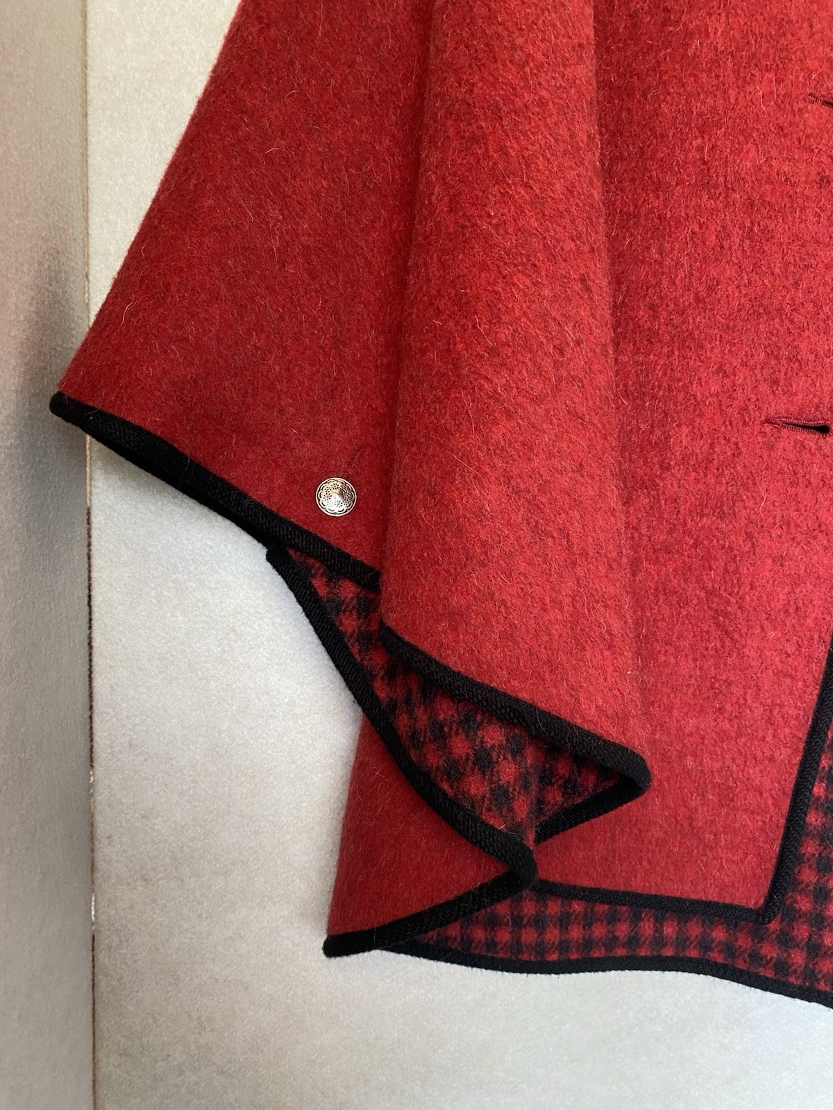 Vintage Wool Cape Red Black Reversible Solid Tartan Plaid Cloak Austrian Buttons